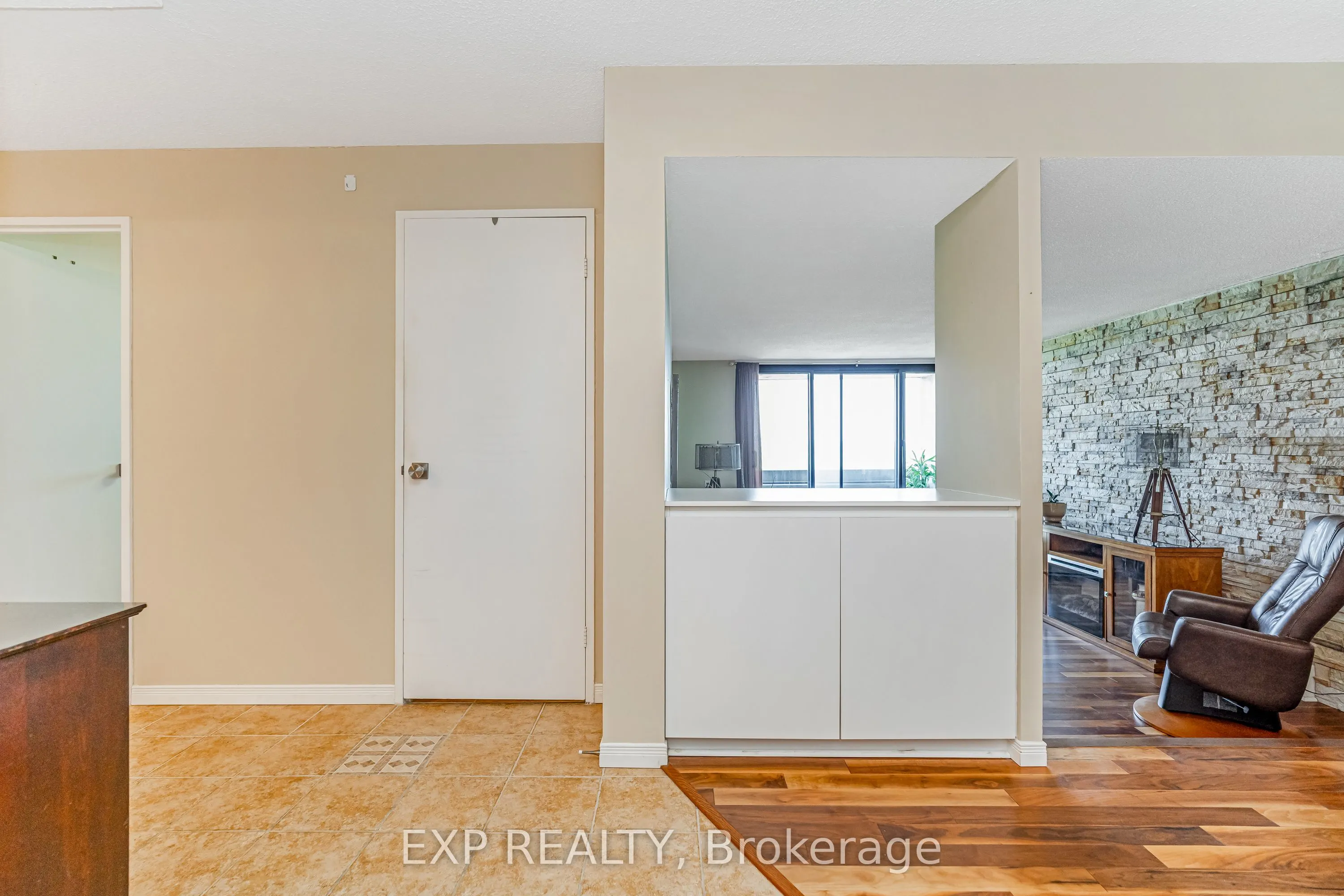 415 Greenview Avenue, #1301