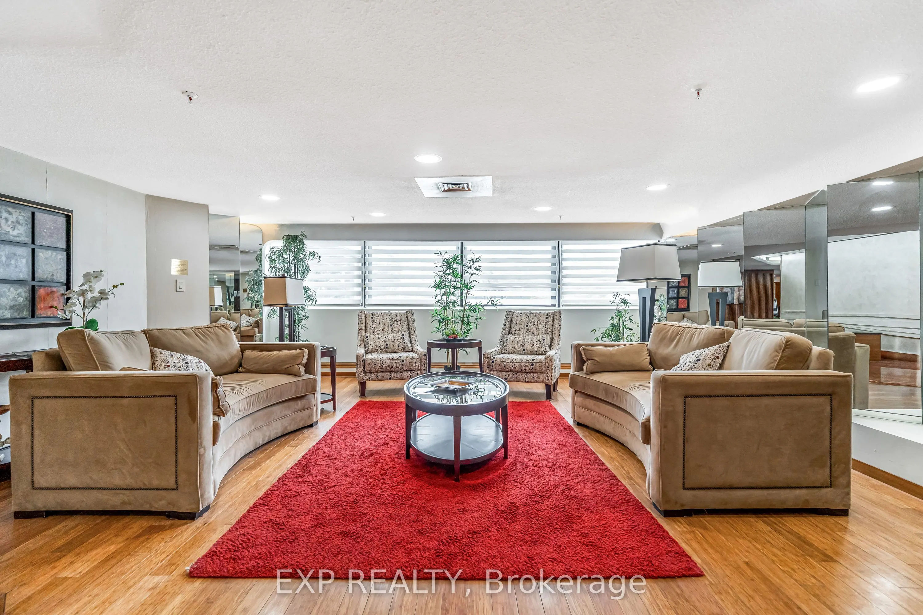 415 Greenview Avenue, #1301