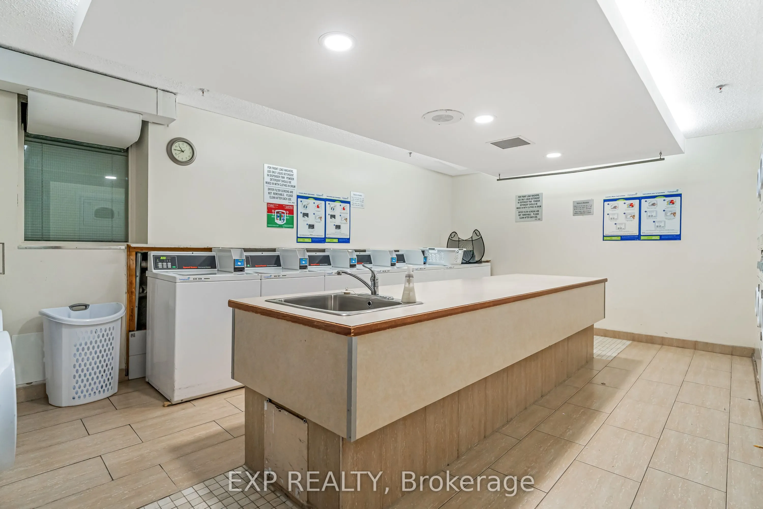 415 Greenview Avenue, #1301