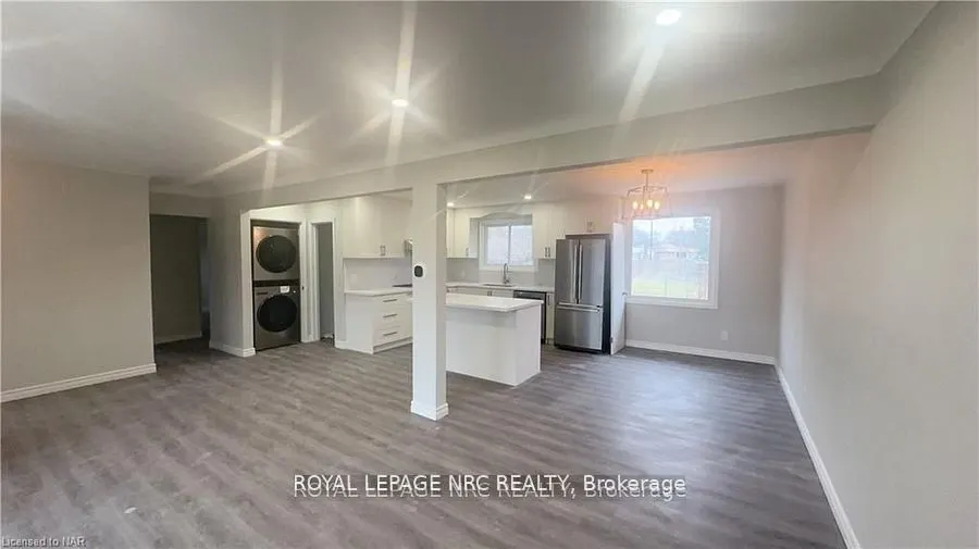 31 Joanna Drive, #Upper