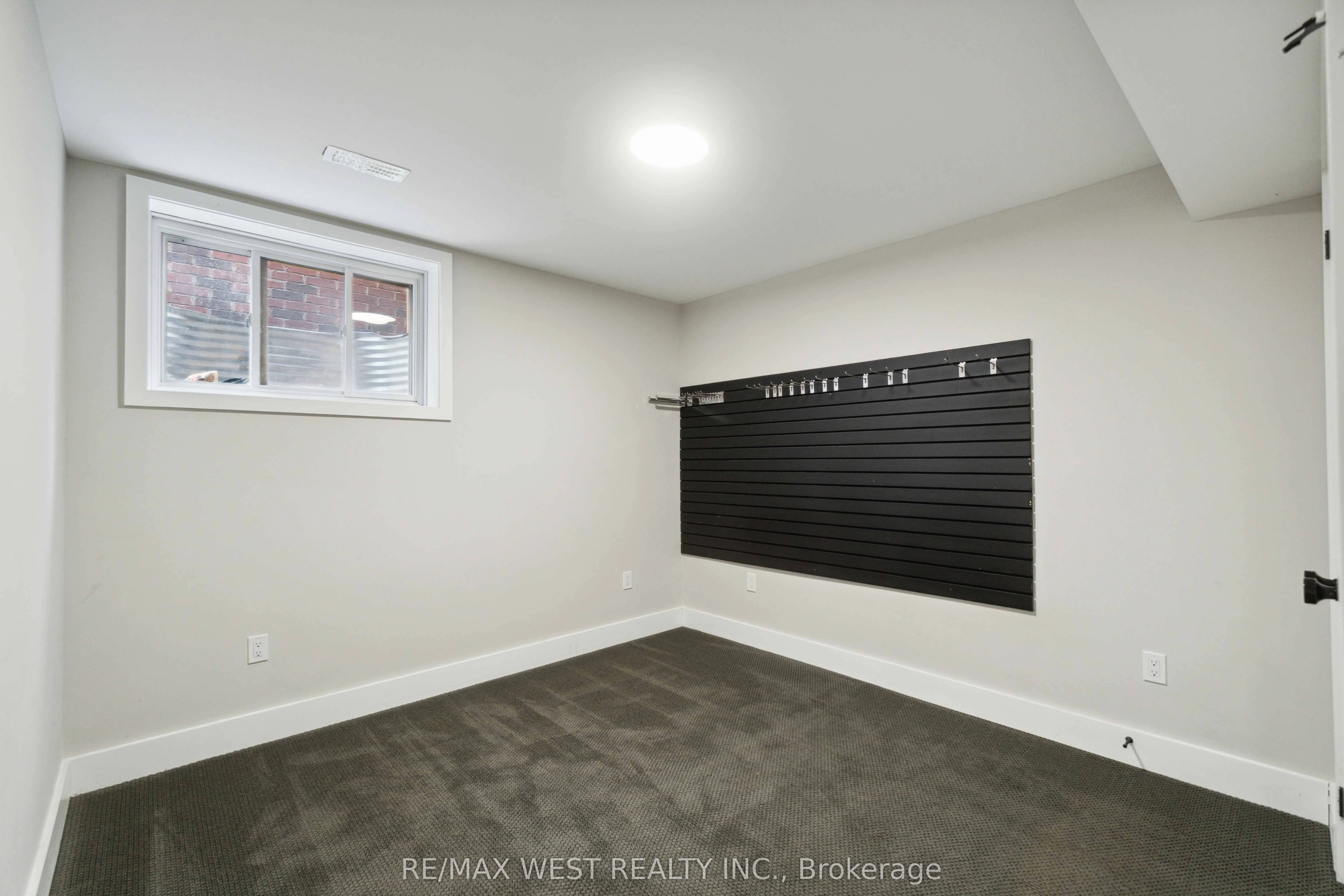 210 S Pelham Road