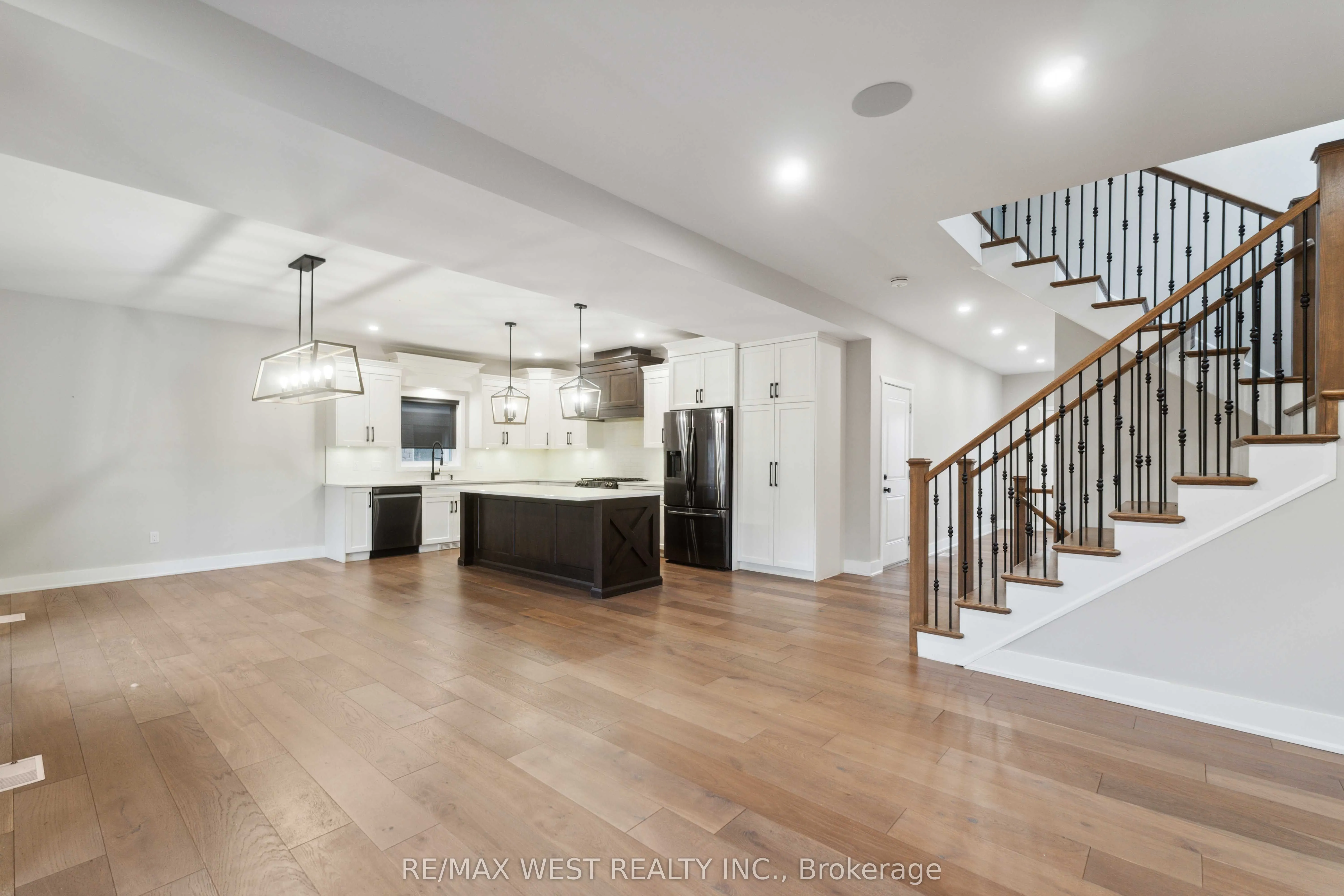 210 S Pelham Road