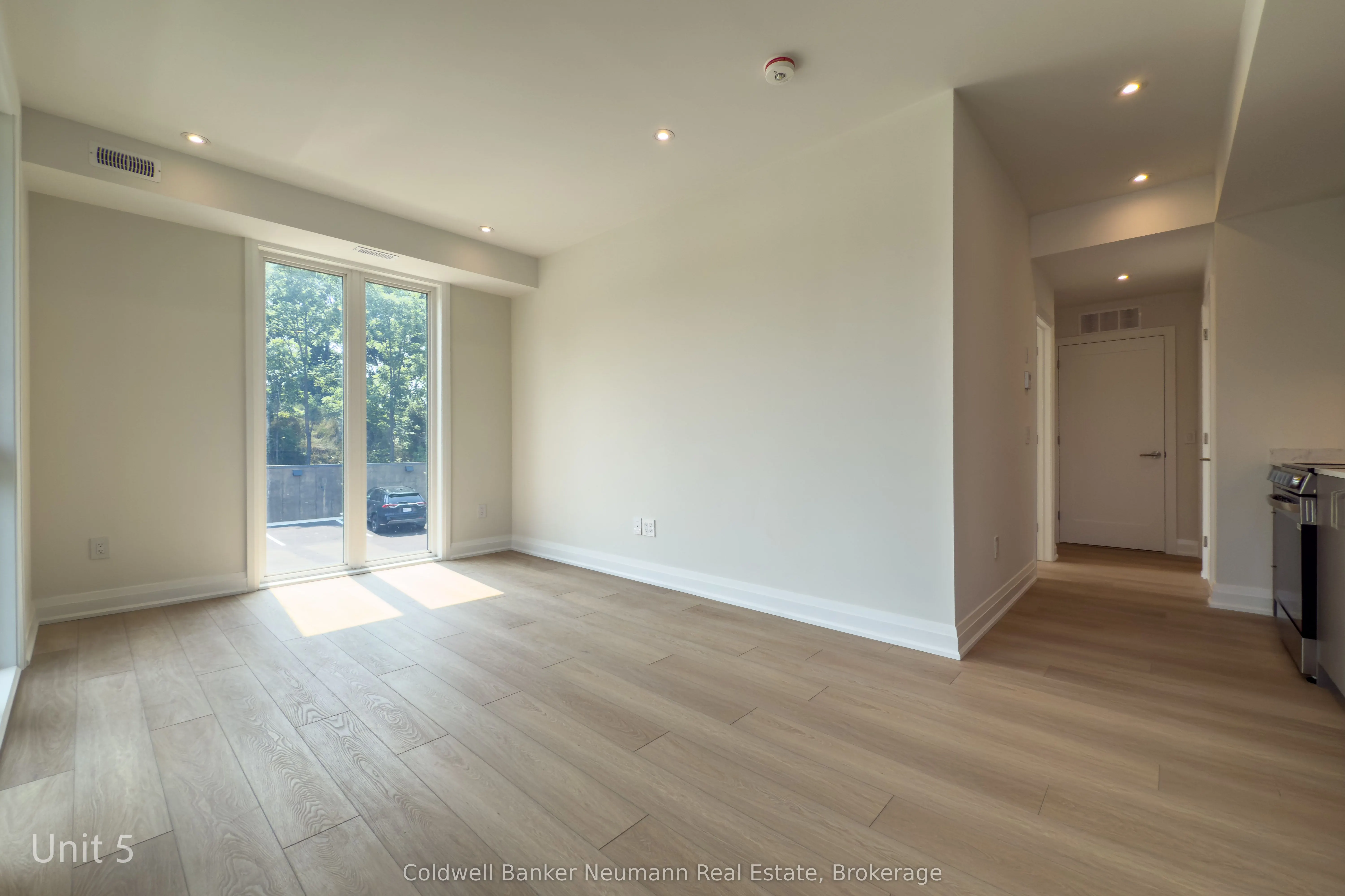 14 Stevenson Street N, #5