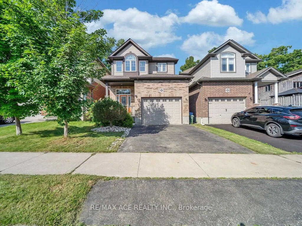 160 Kemp Crescent E