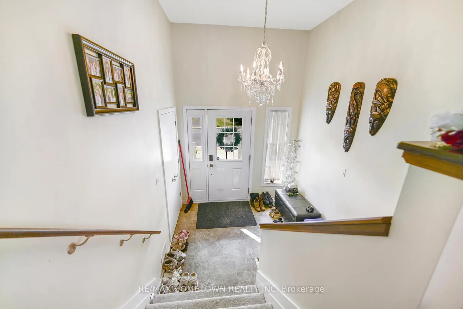 182 Wood Street E