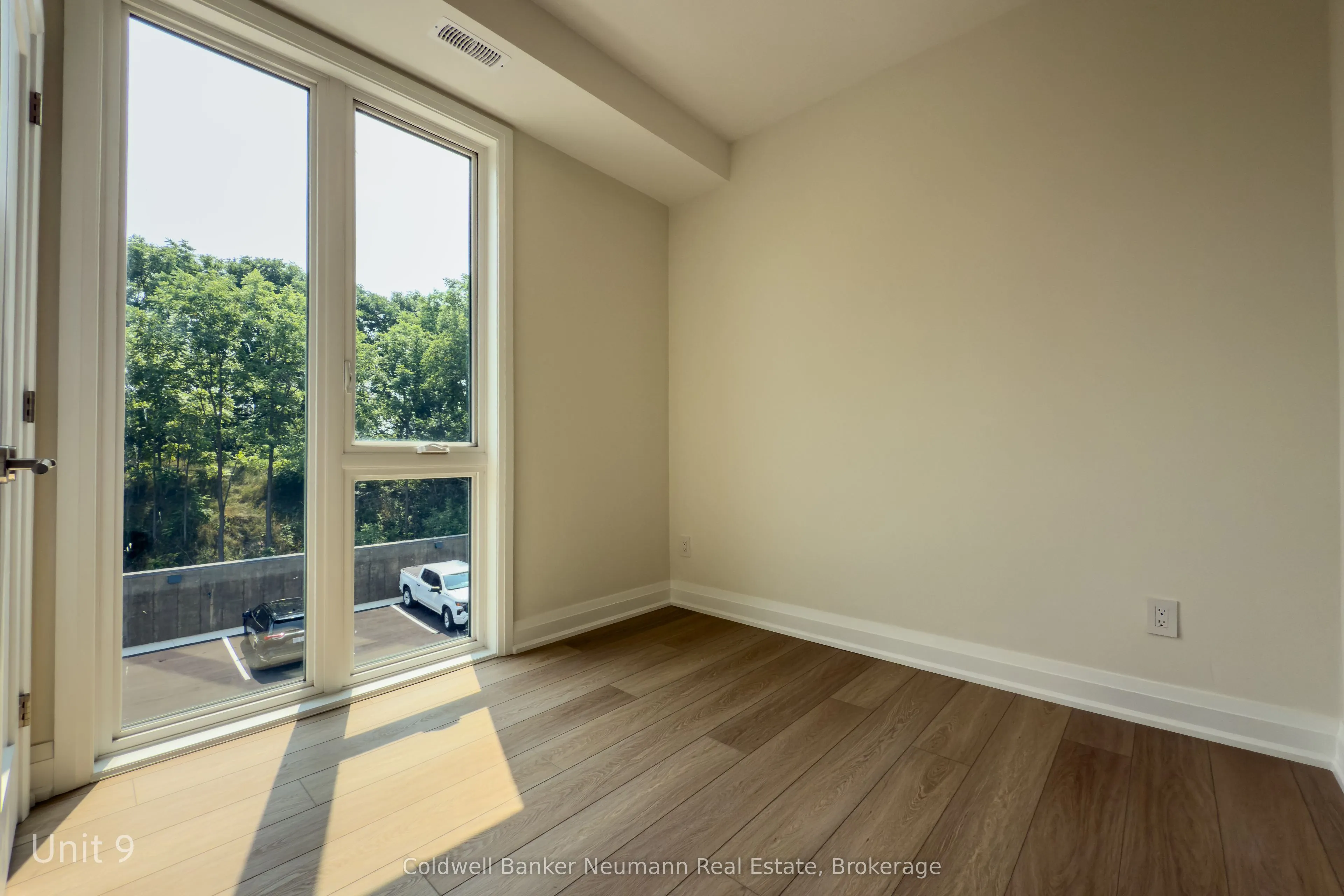 14 Stevenson Street N, #9
