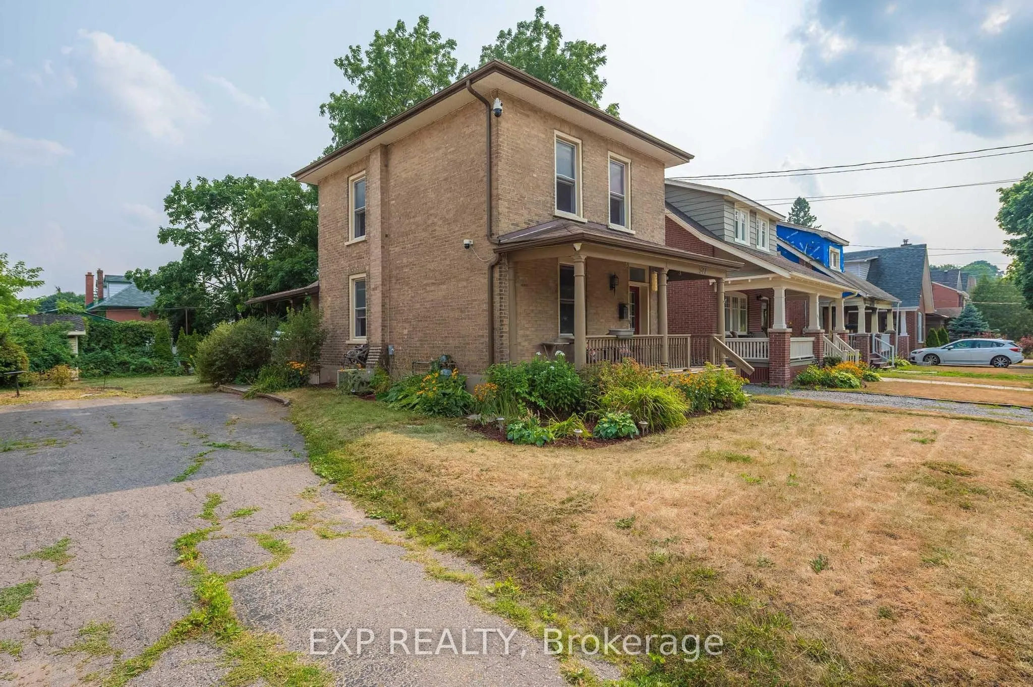 577 Bolivar Street