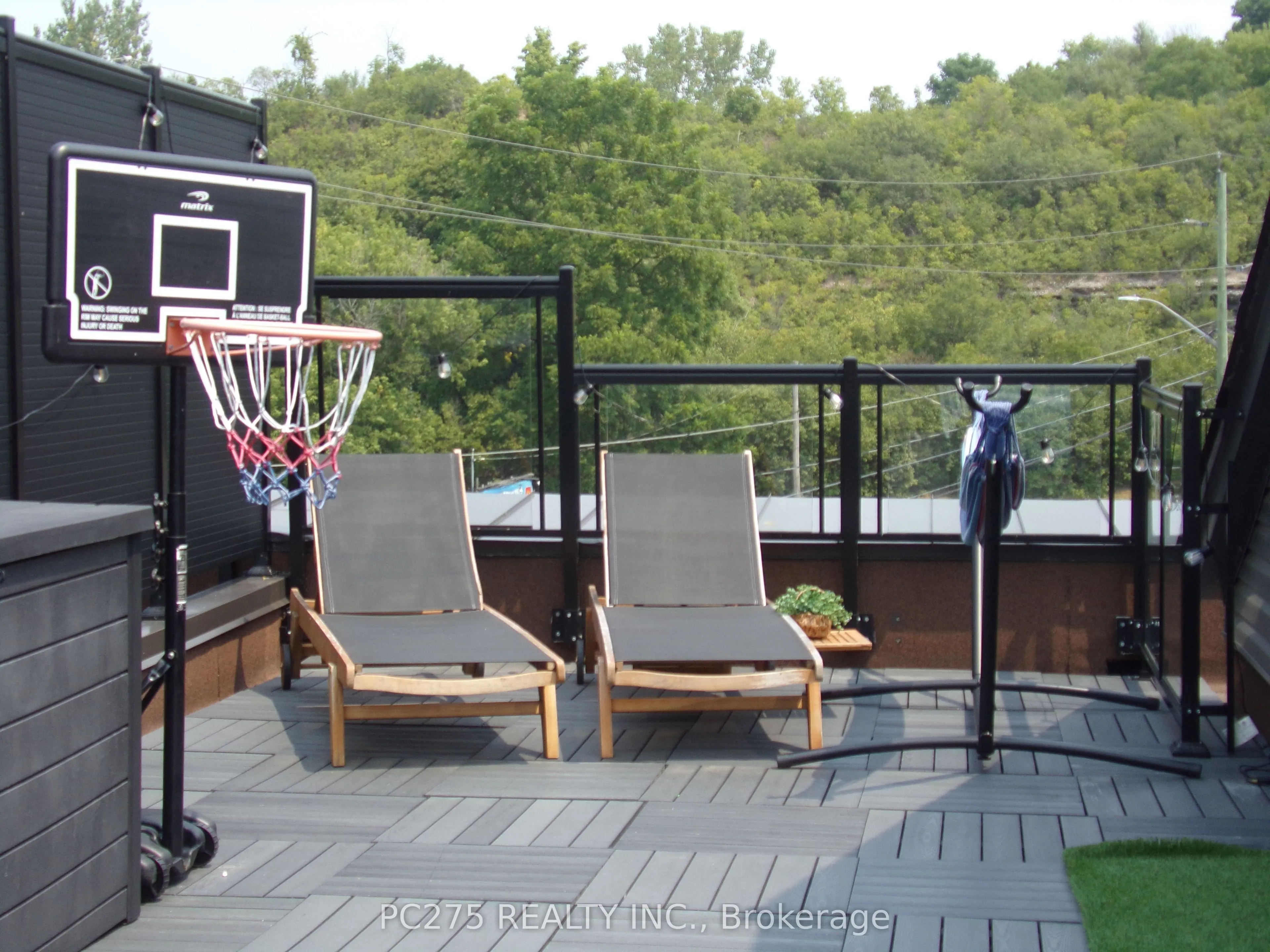 2 Willow Street, #34