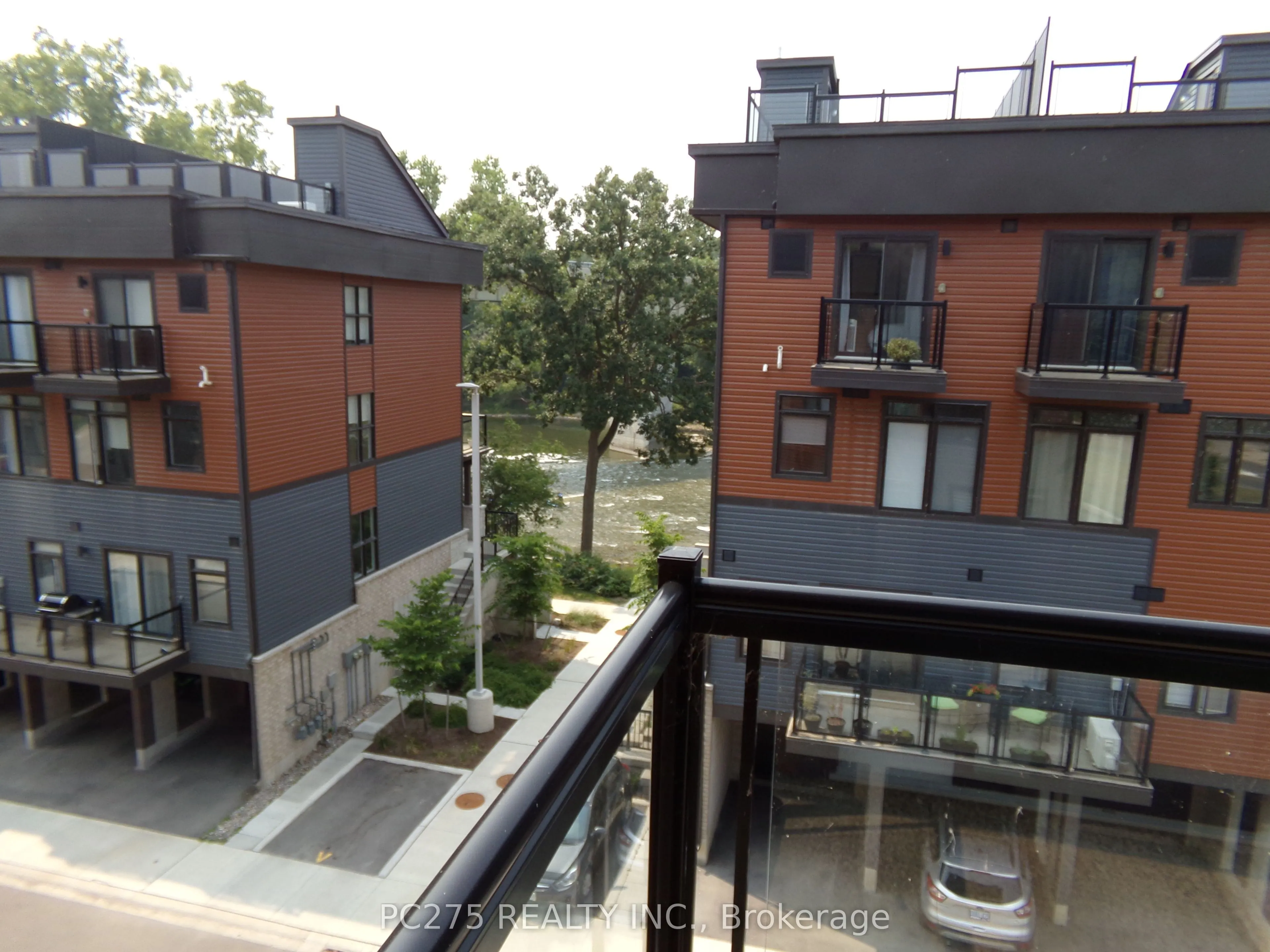 2 Willow Street, #34