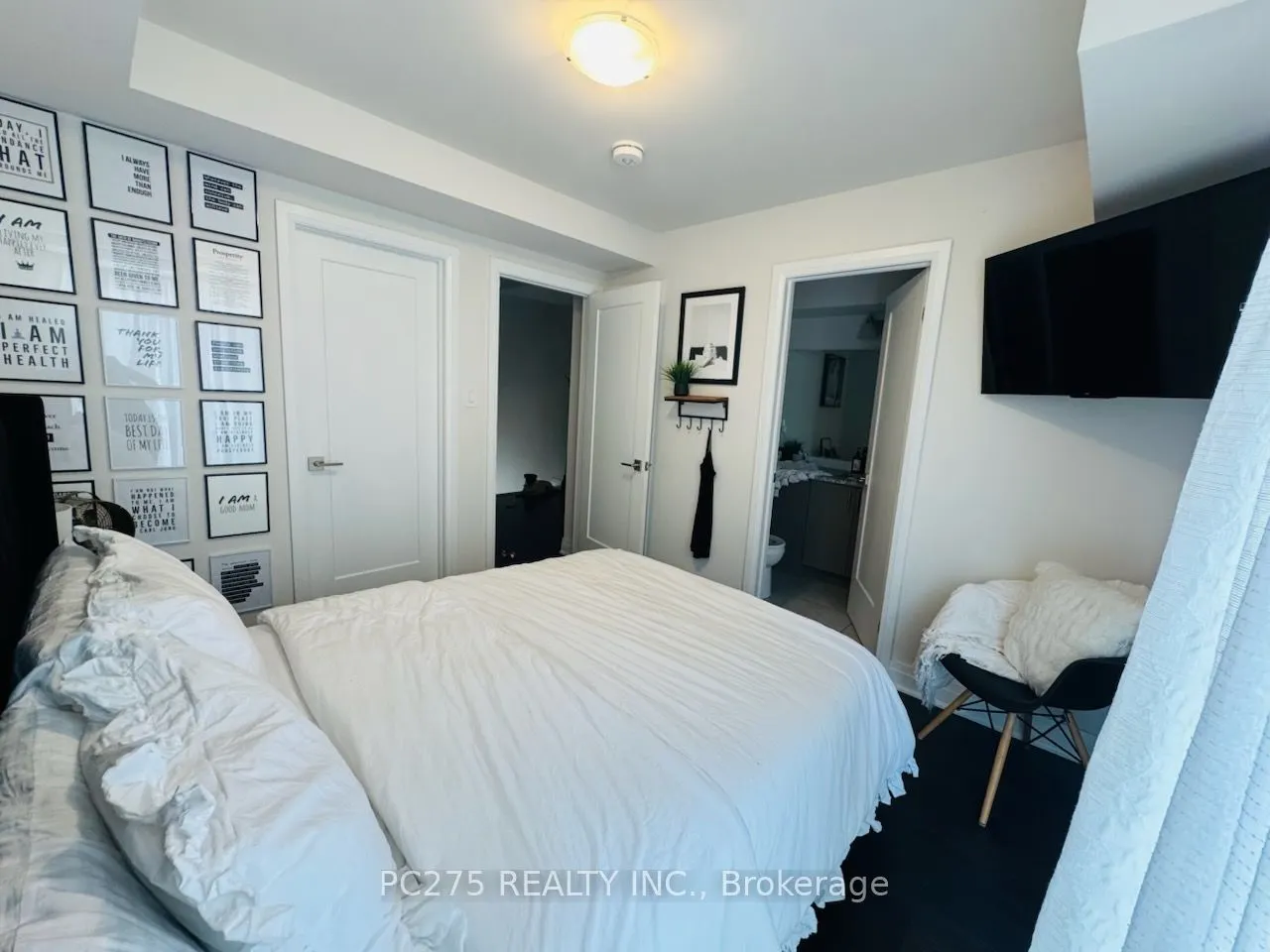 2 Willow Street, #34