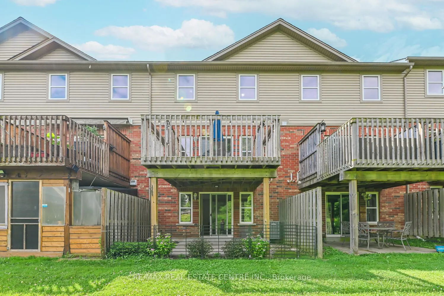 535 Margaret Street, #4