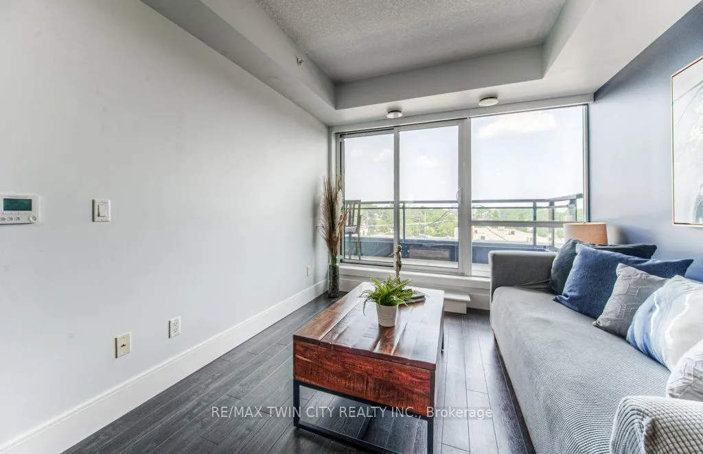 155 St Leger Street, #401