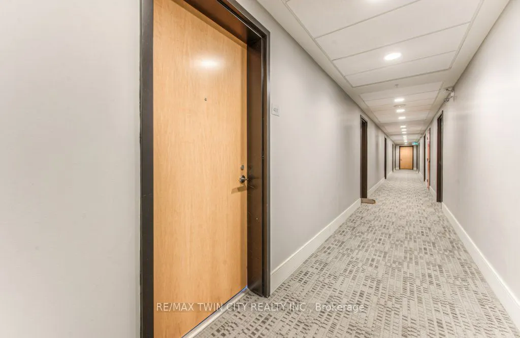 155 St Leger Street, #401