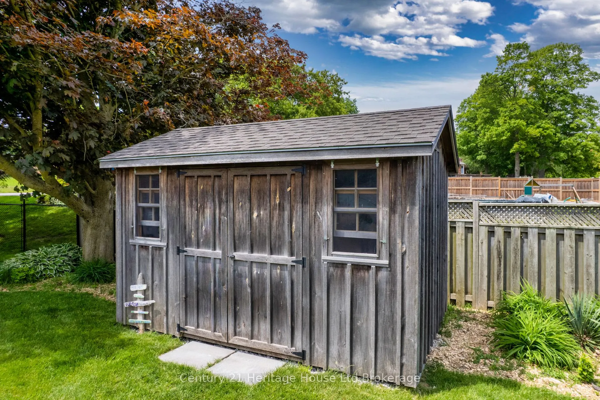 35 Tanager Drive