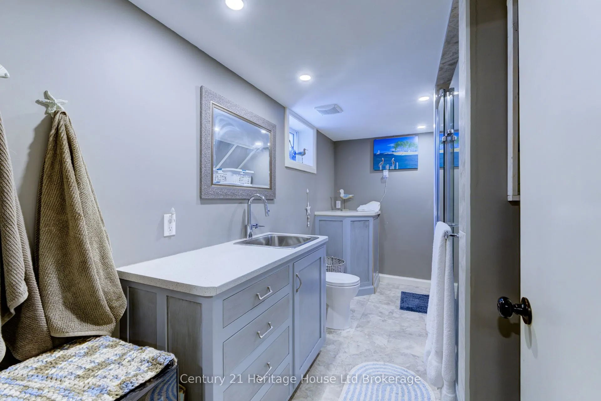 35 Tanager Drive