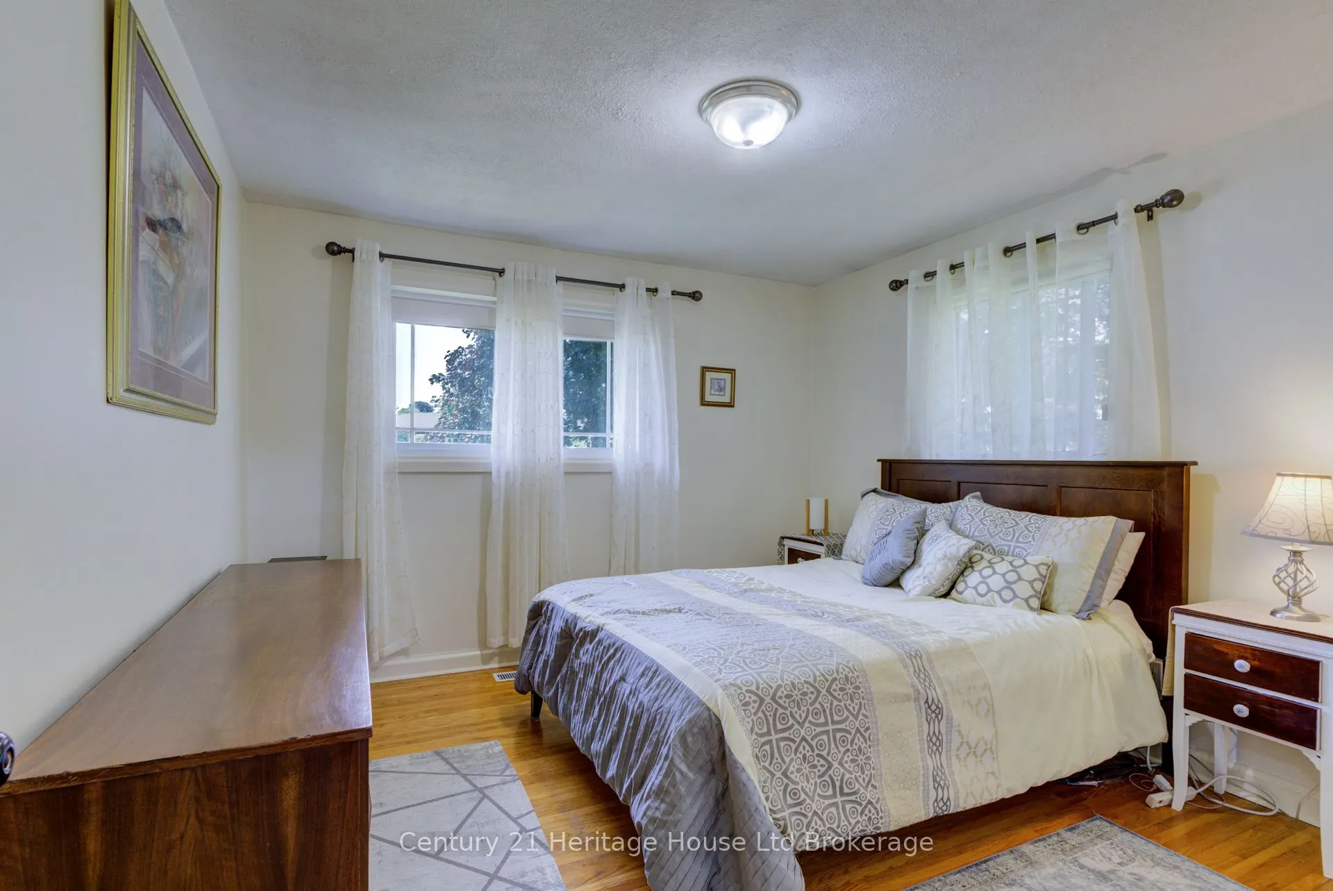 35 Tanager Drive