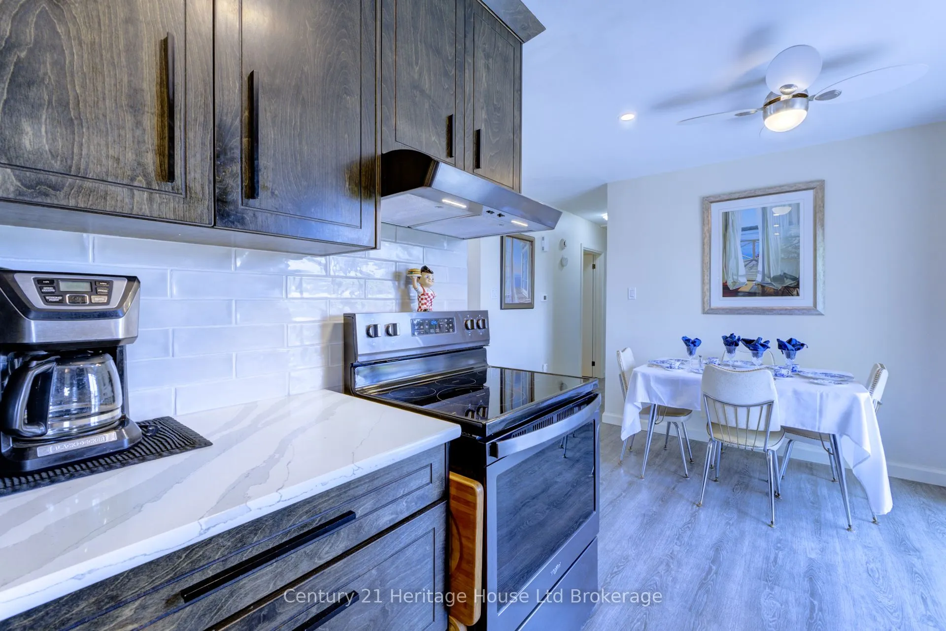 35 Tanager Drive