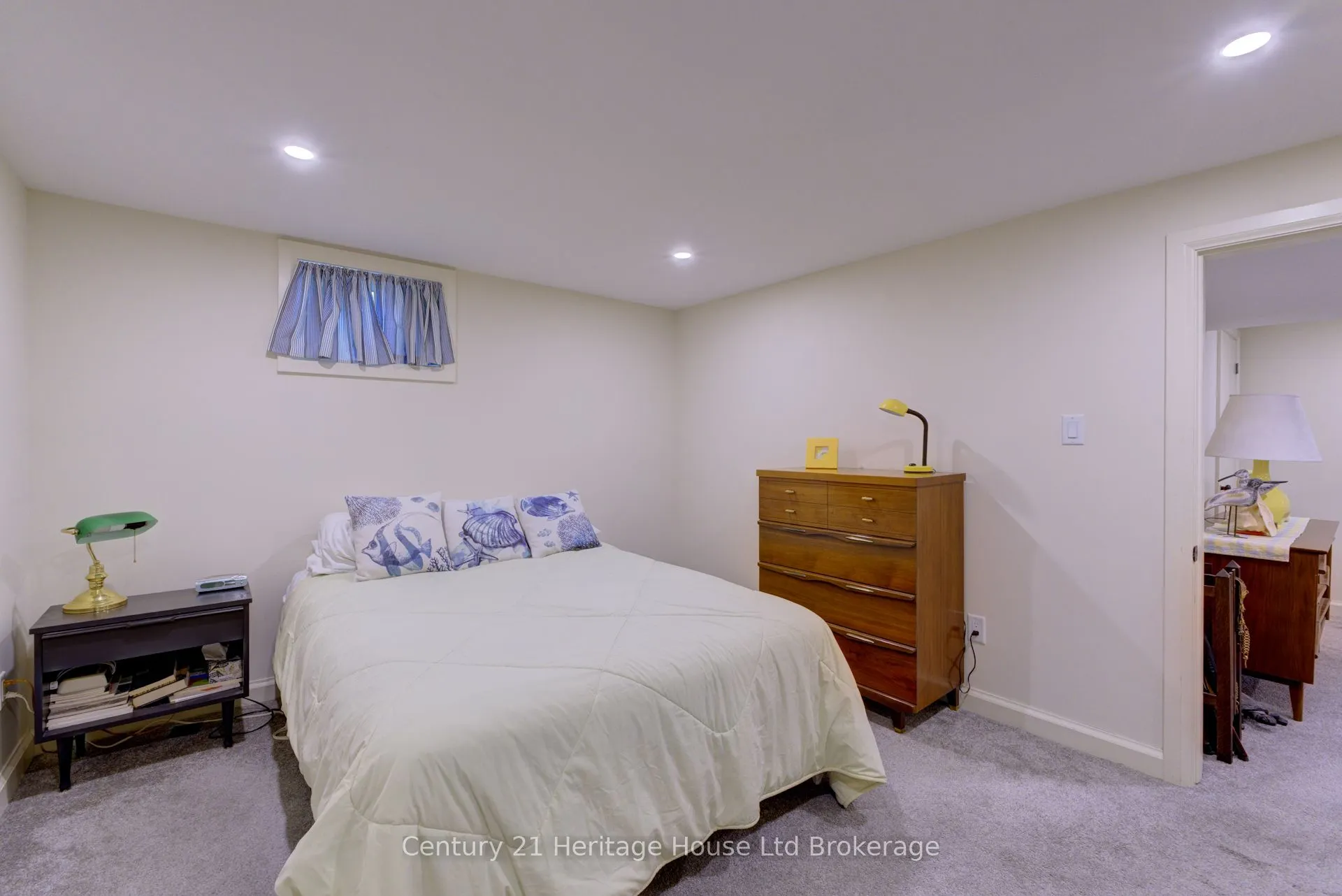 35 Tanager Drive