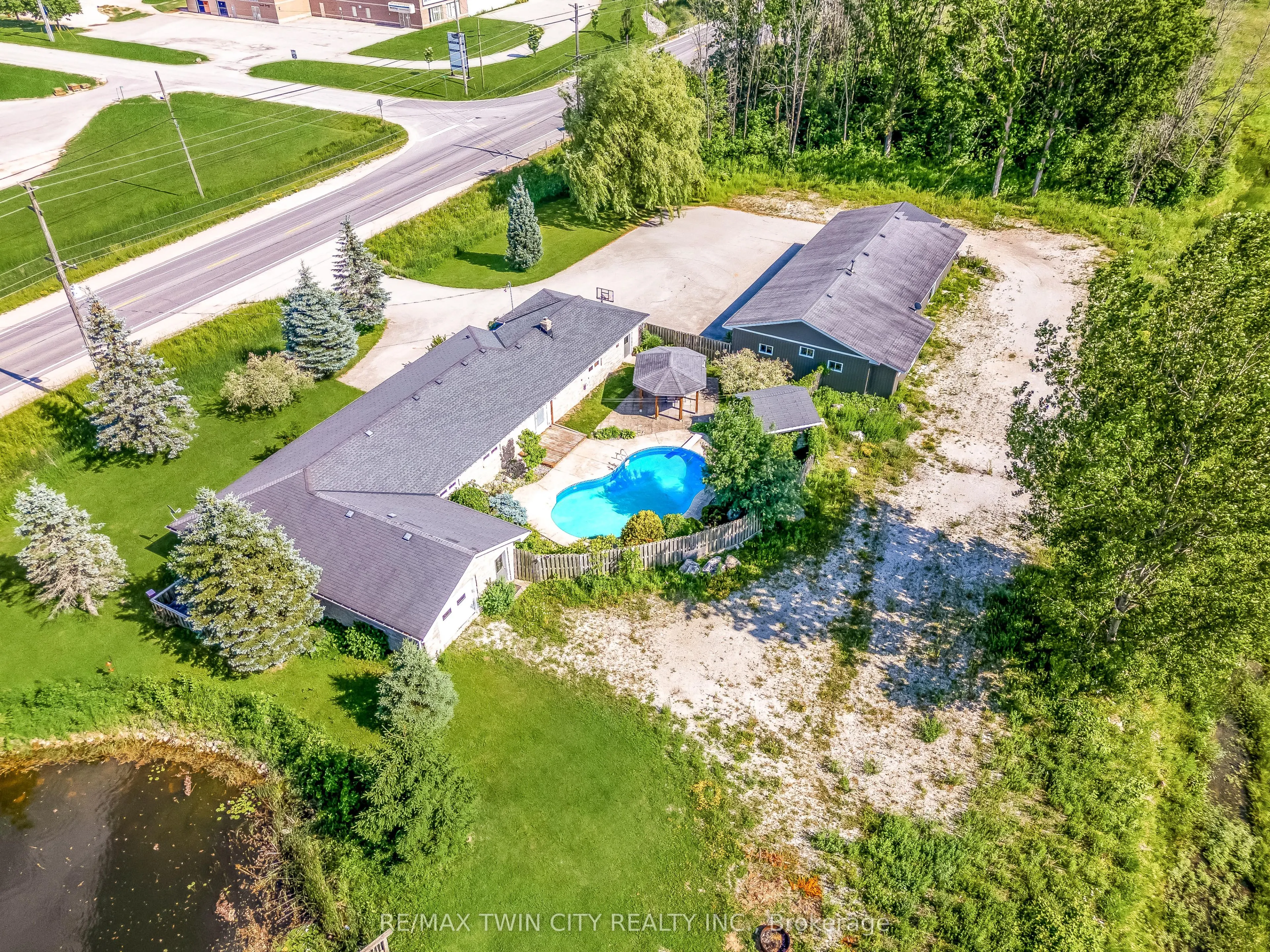 717906 HIGHWAY 6