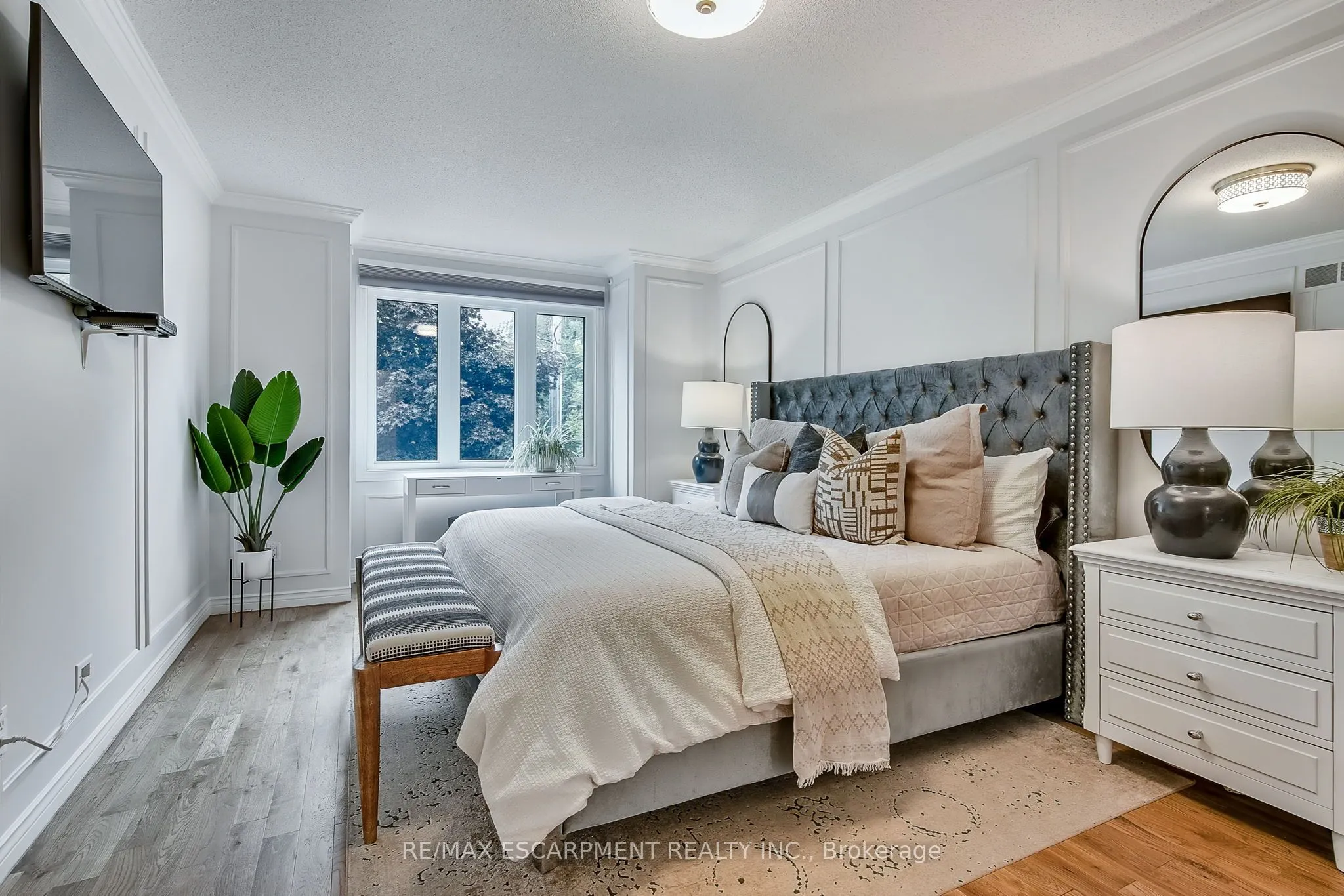 447 GOLF LINKS Road