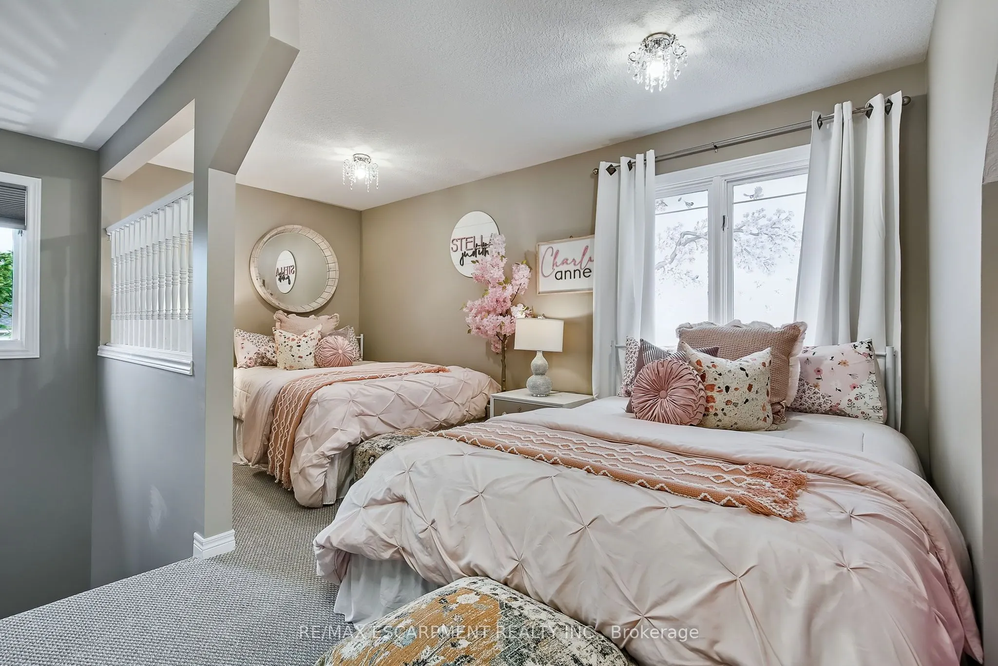 447 GOLF LINKS Road
