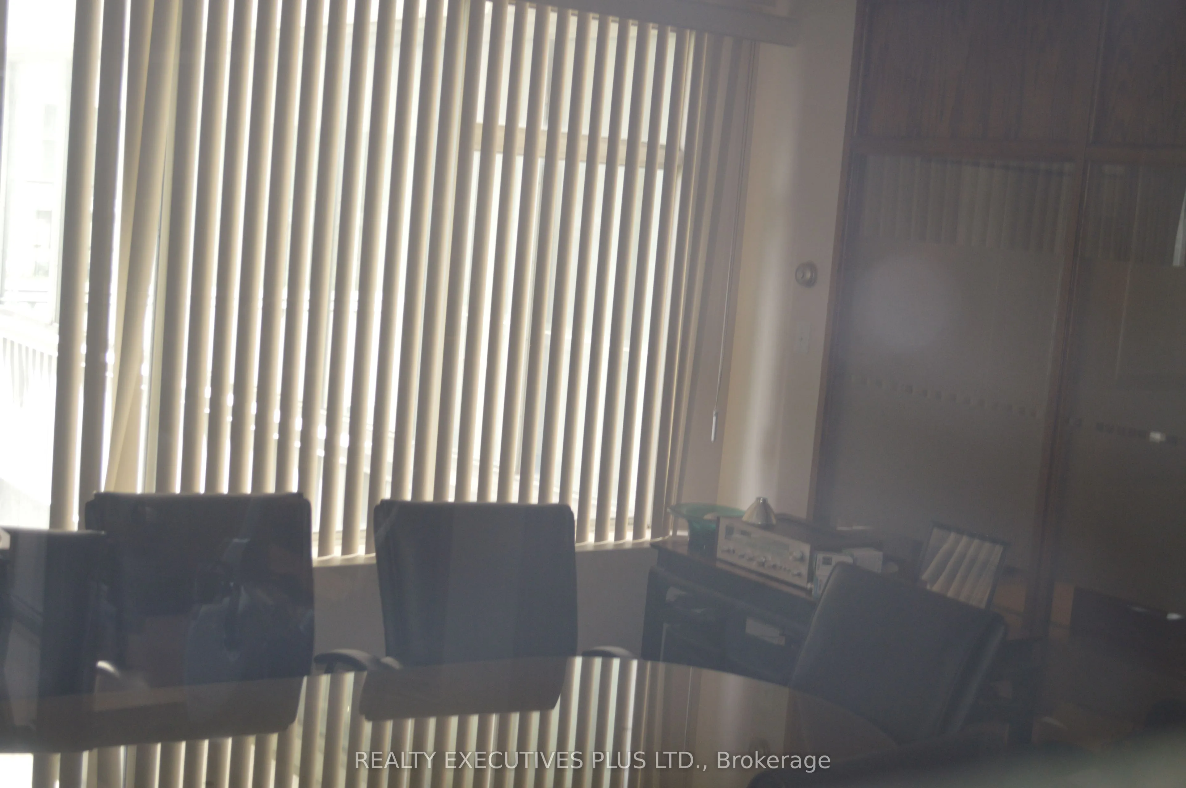 530 Laurier Avenue W, #403