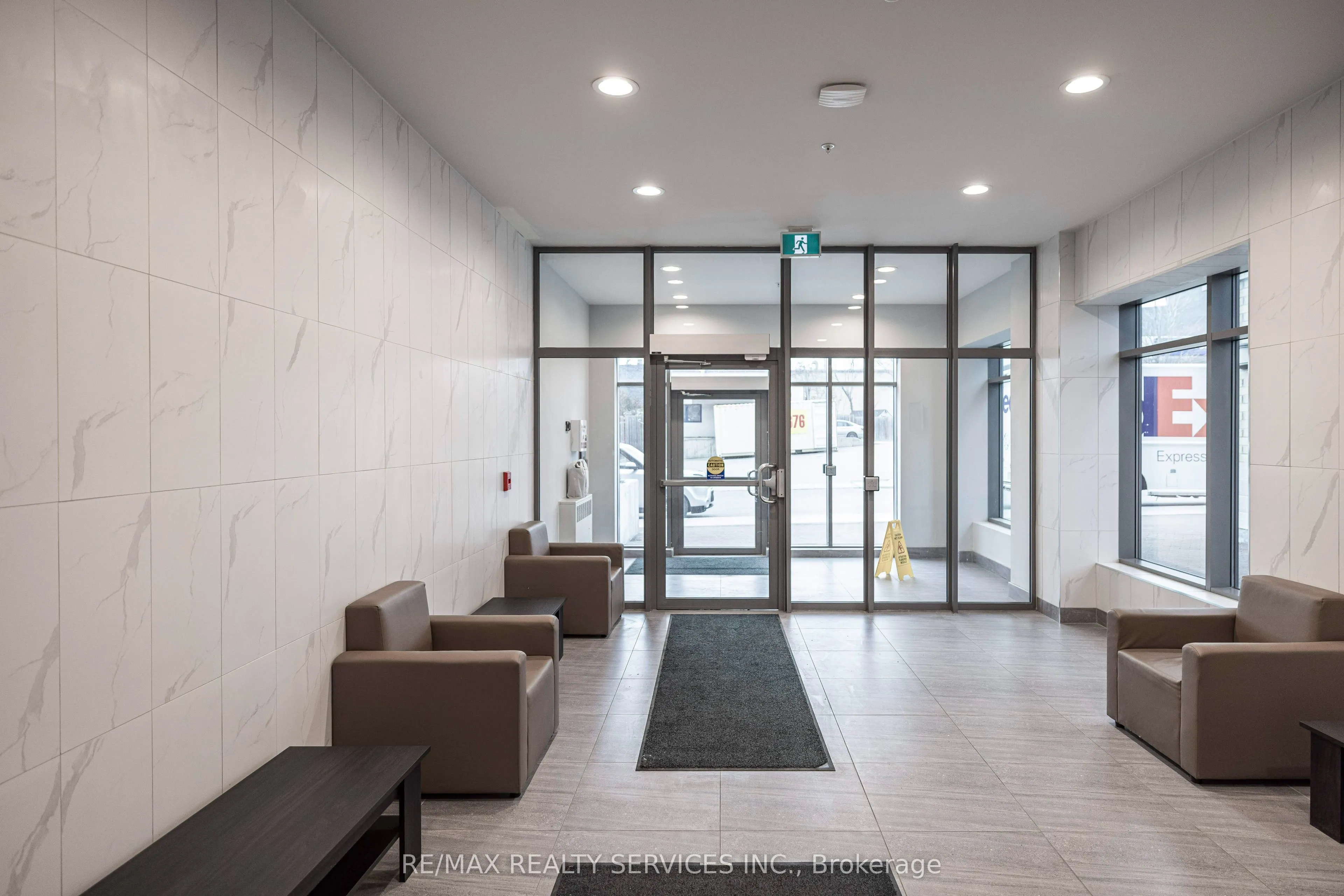 652 Princess Street, #522