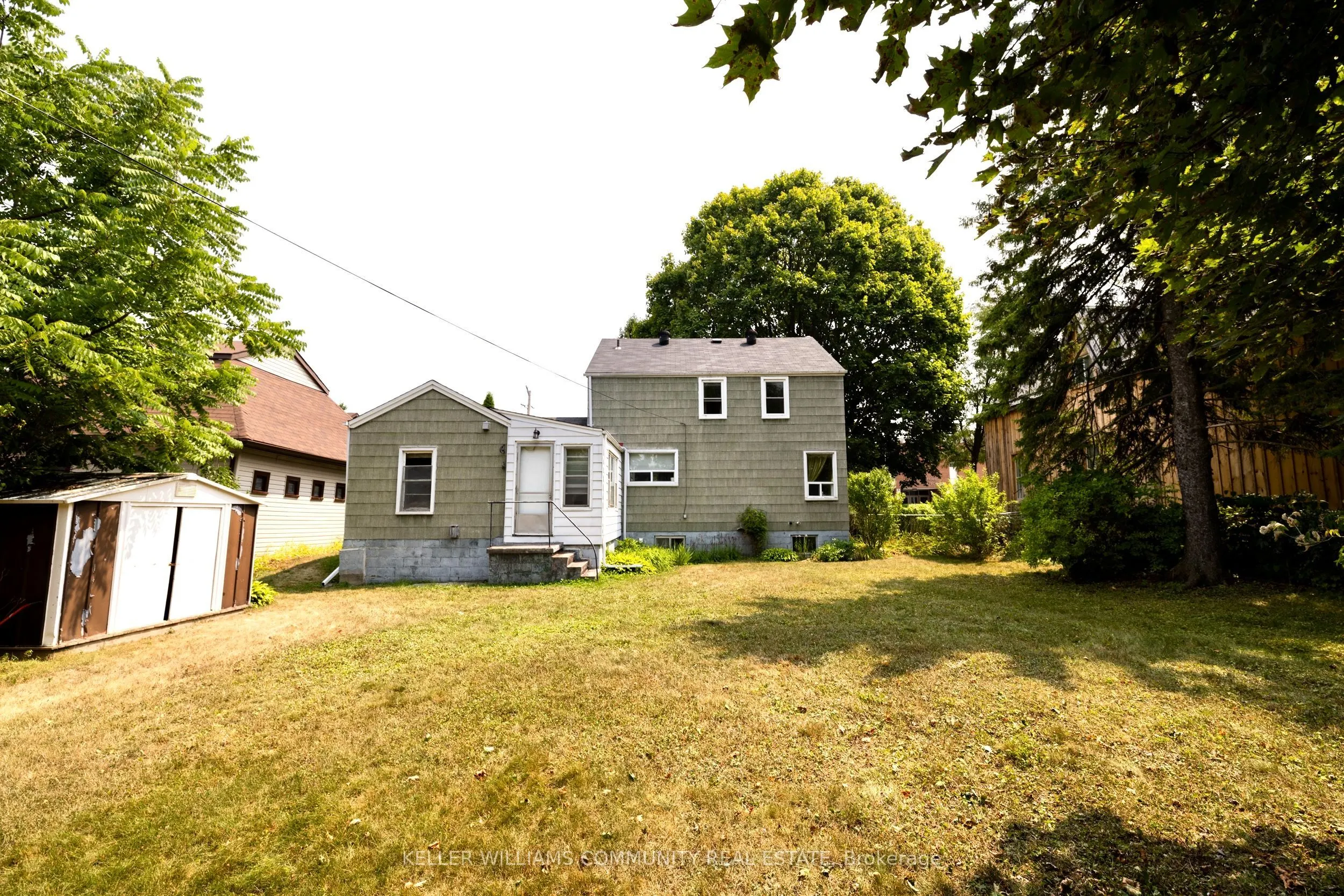 124 Ranney Street N