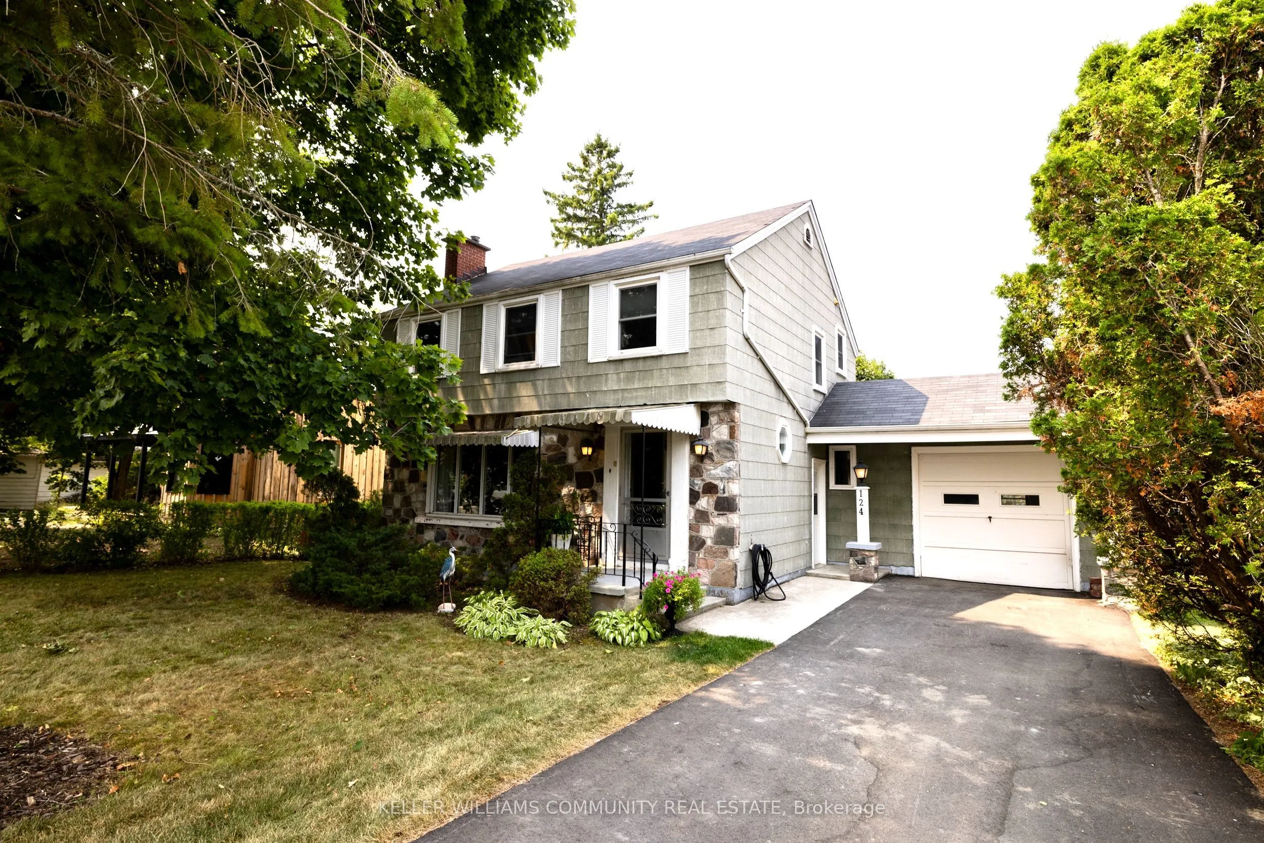 124 Ranney Street N
