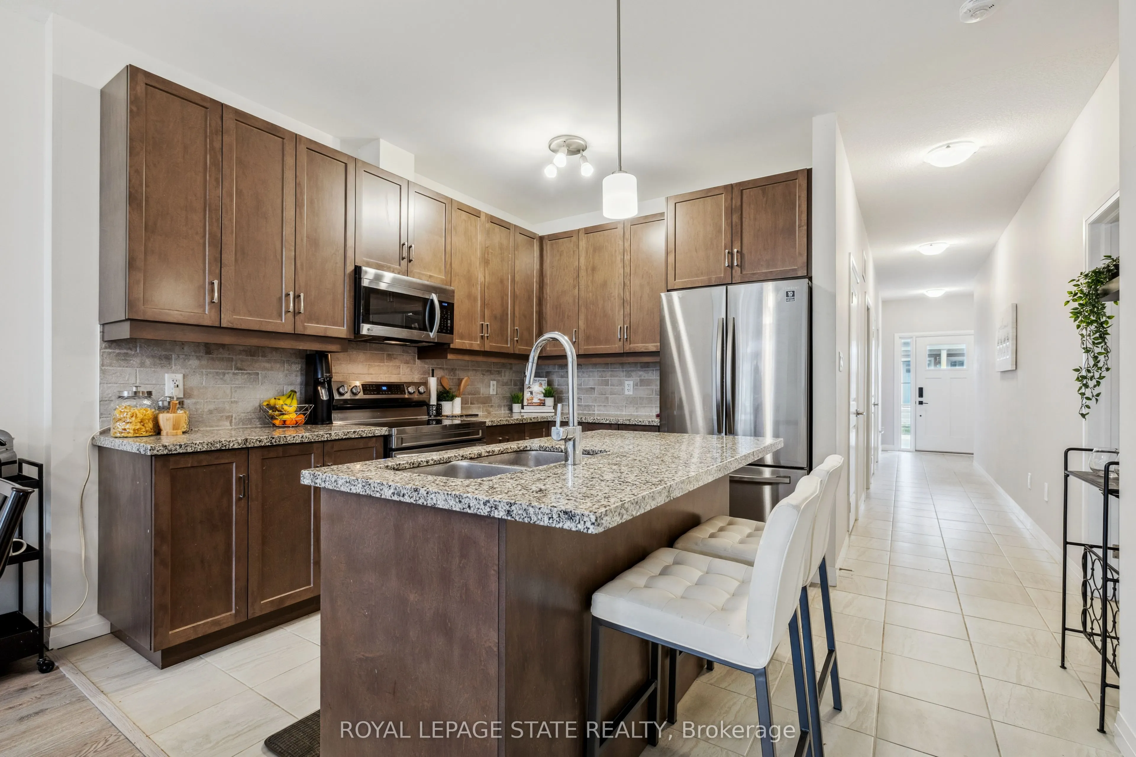 18 South Coast Circle