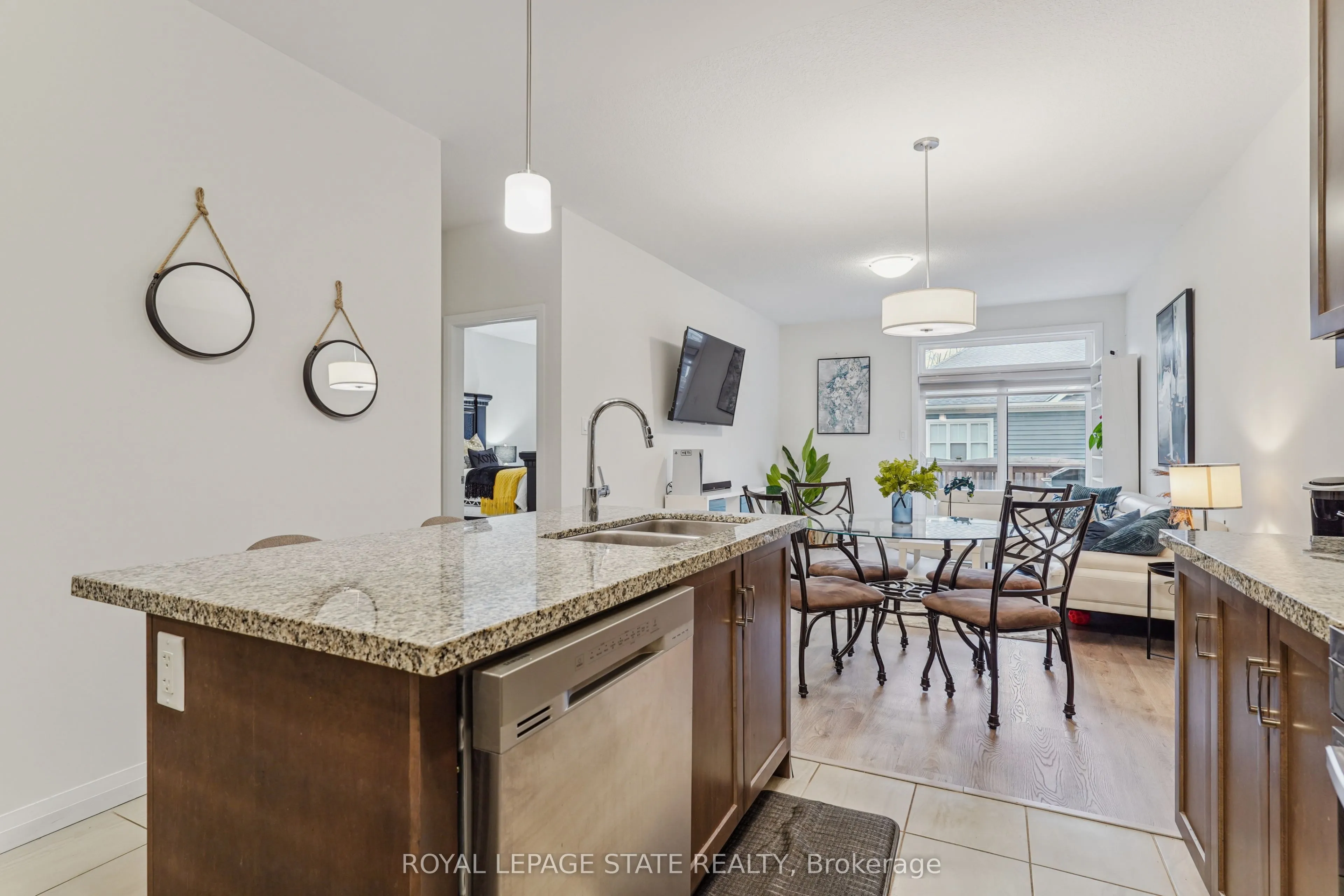 18 South Coast Circle