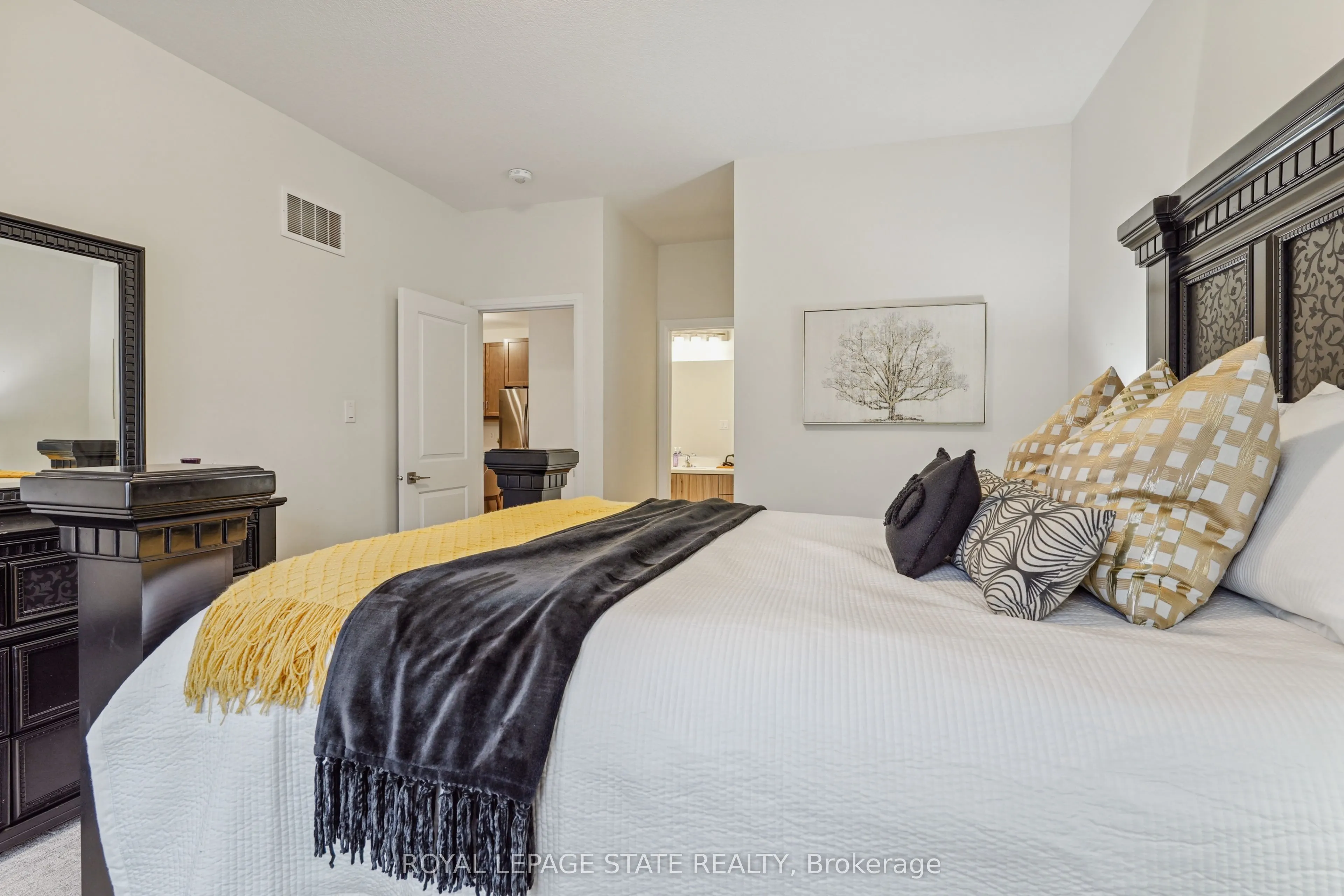 18 South Coast Circle