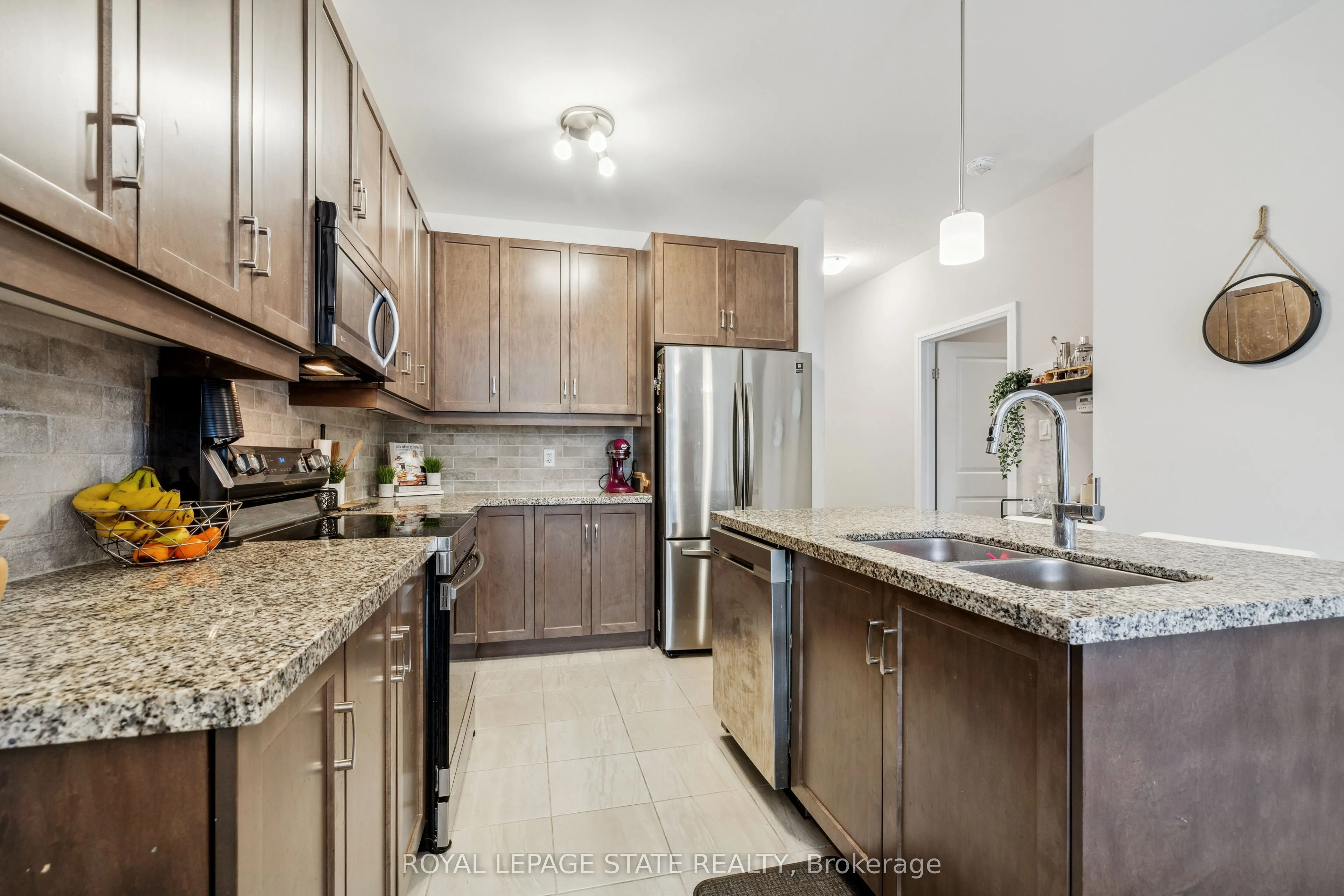 18 South Coast Circle