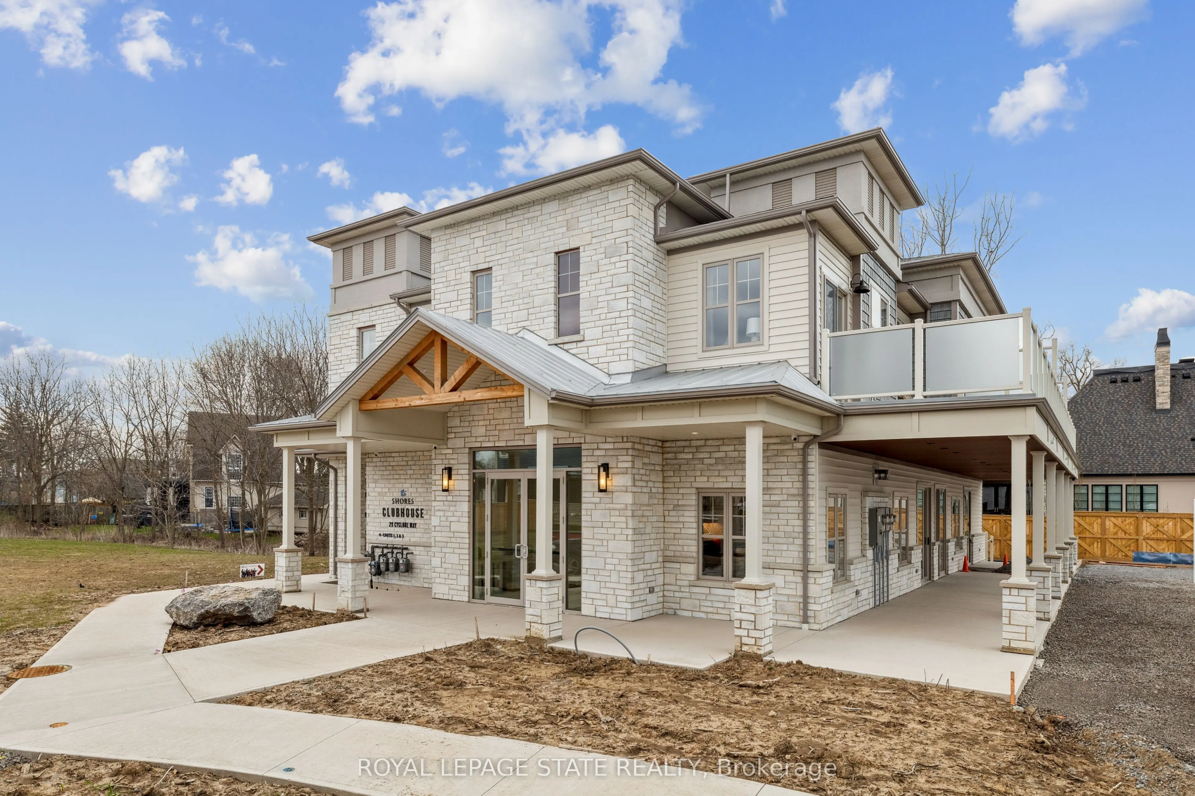 18 South Coast Circle