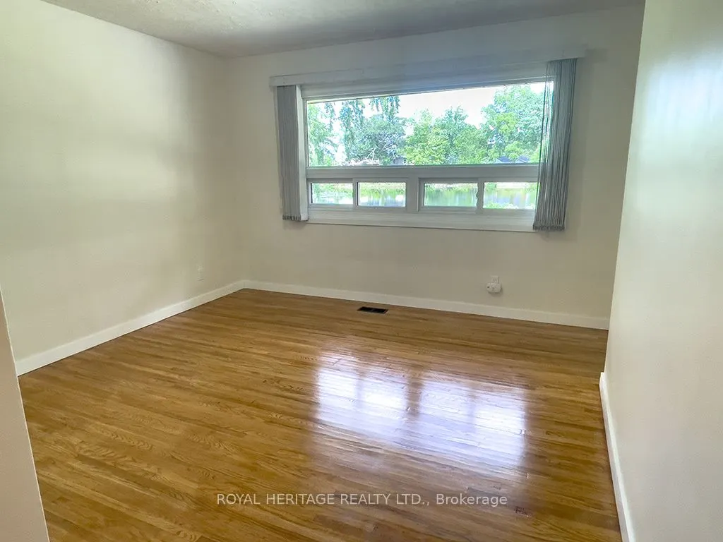 80 Greenfield Park
