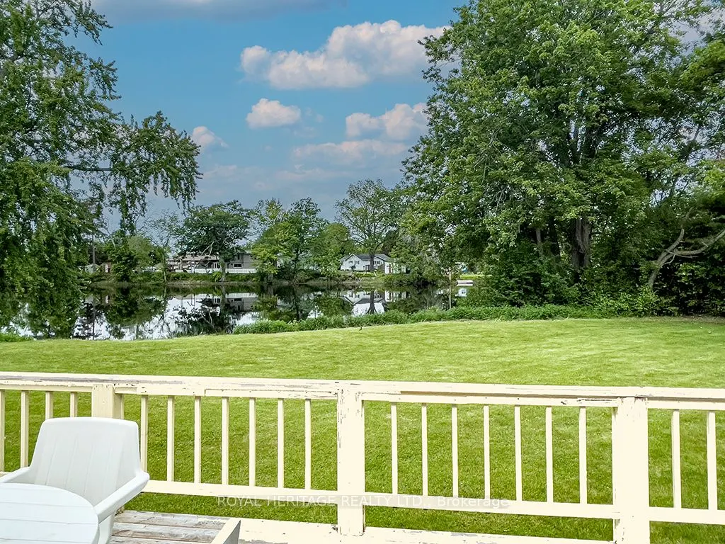 80 Greenfield Park