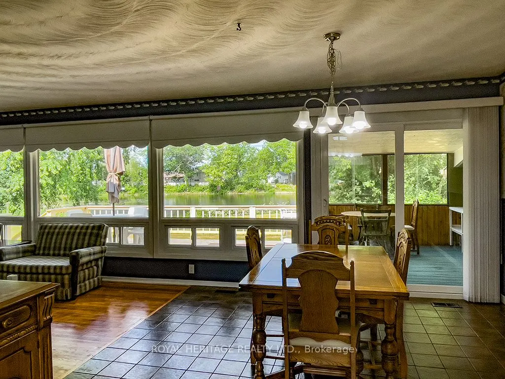 80 Greenfield Park
