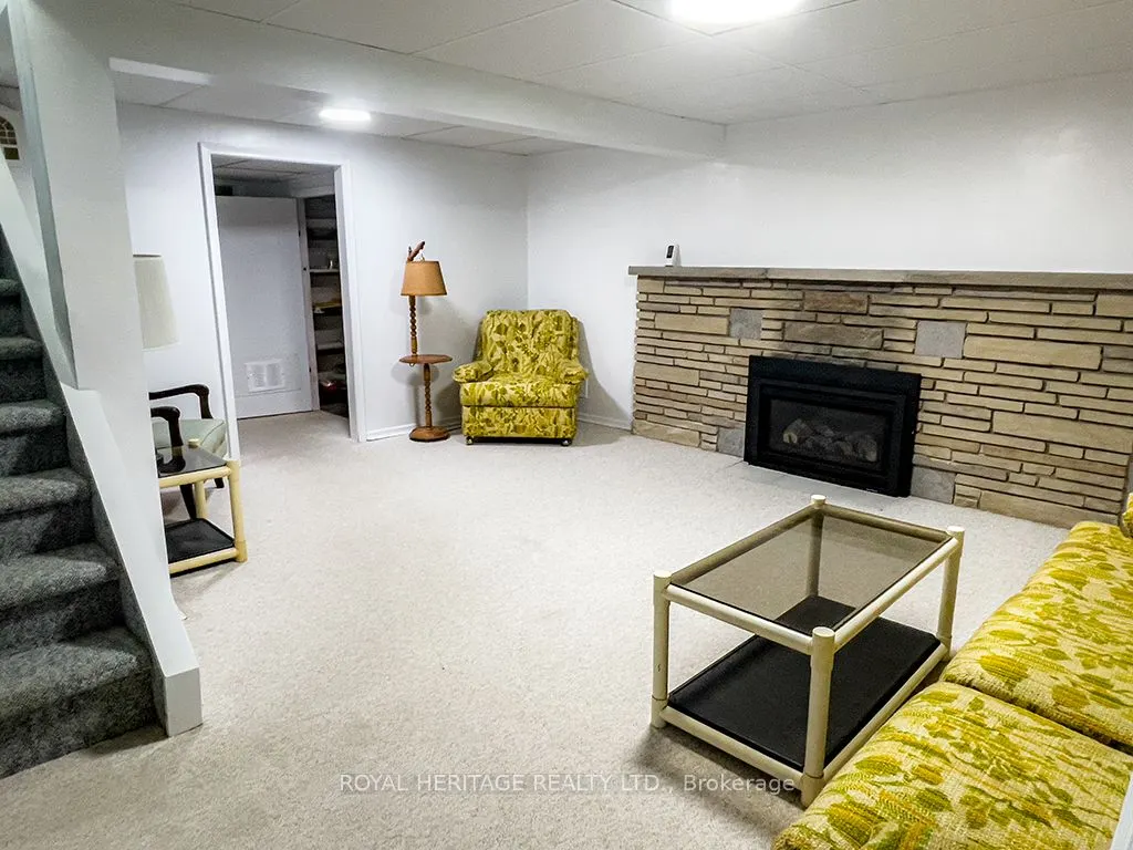 80 Greenfield Park