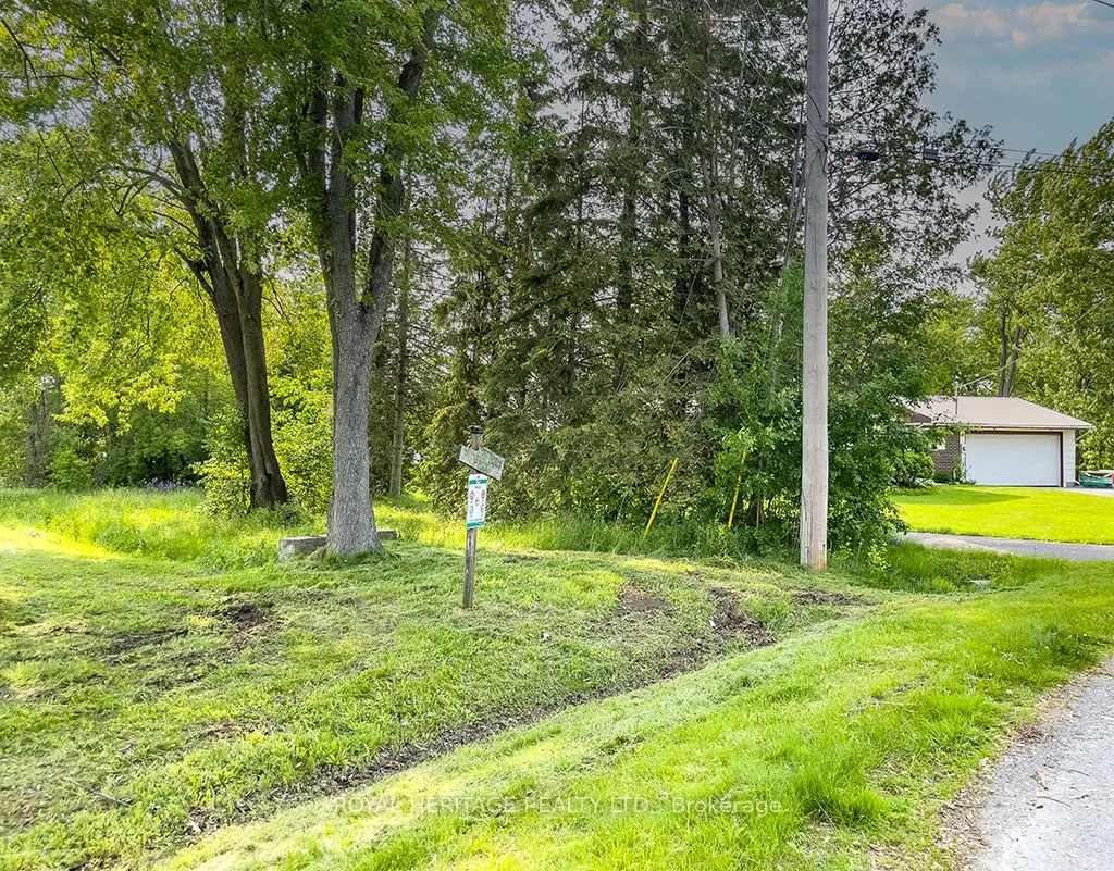 80 Greenfield Park