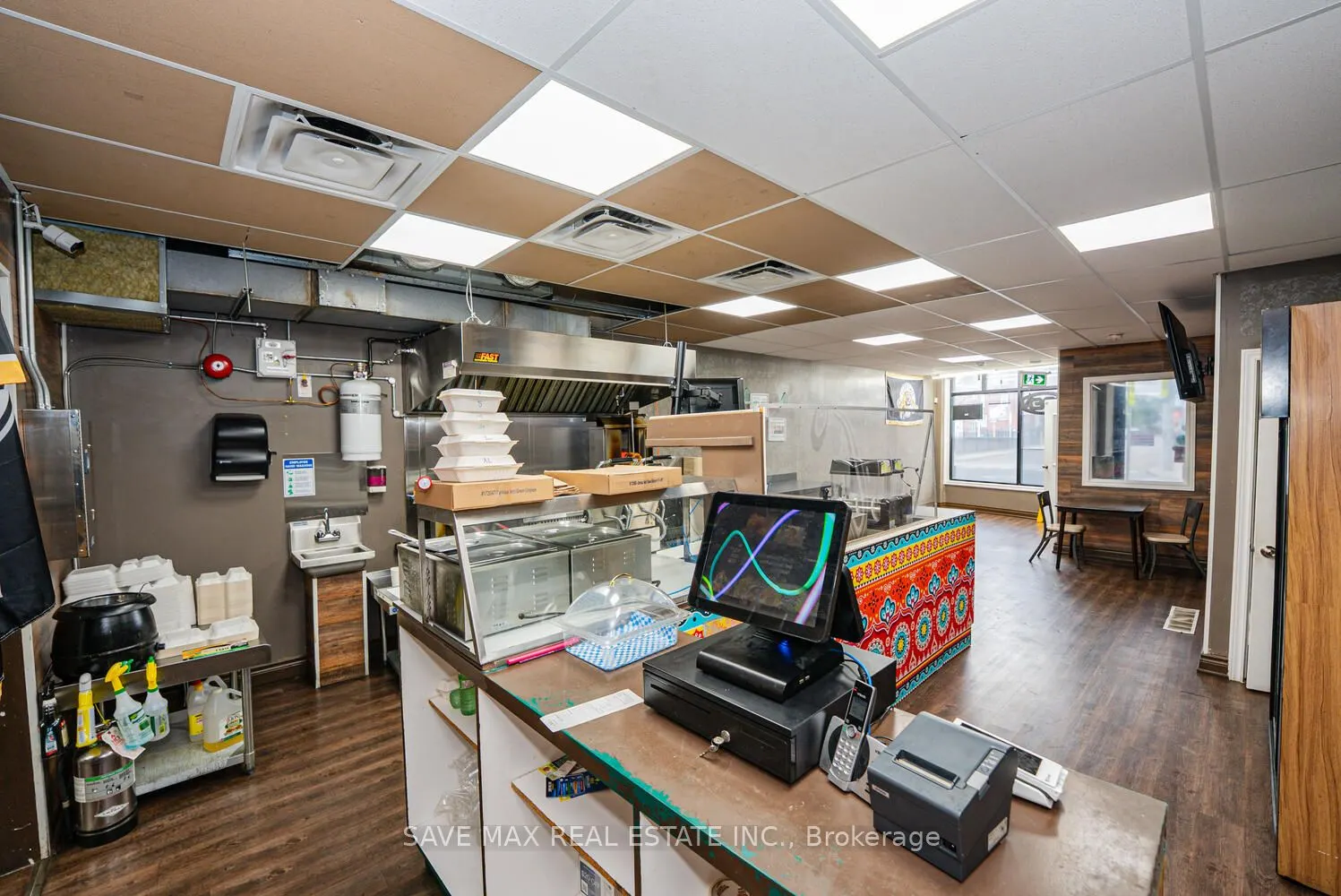 1010 King Street E