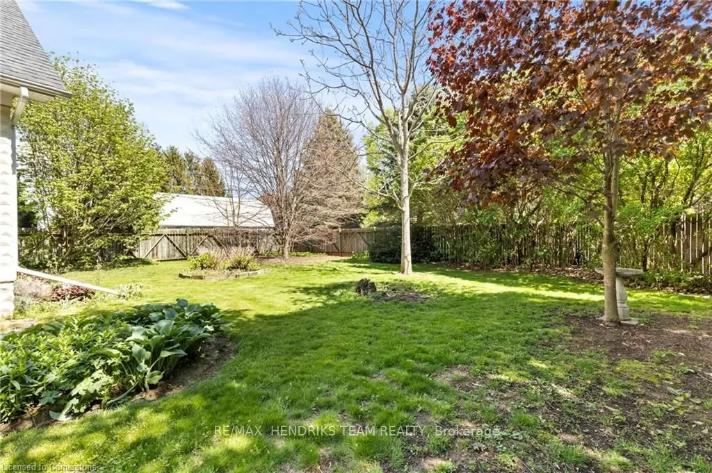 1386 McNab Road