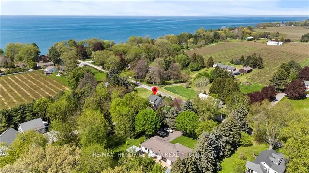 1386 McNab Road