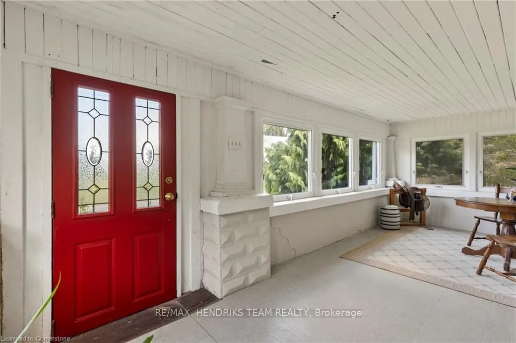 1386 McNab Road