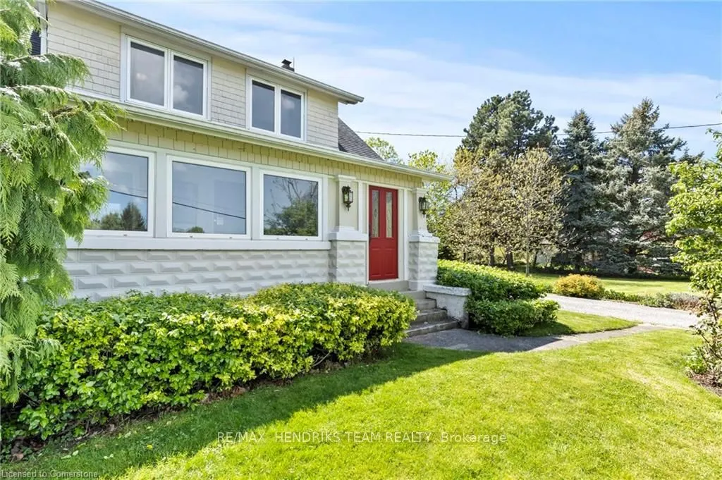 1386 McNab Road