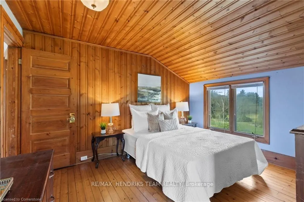1386 McNab Road