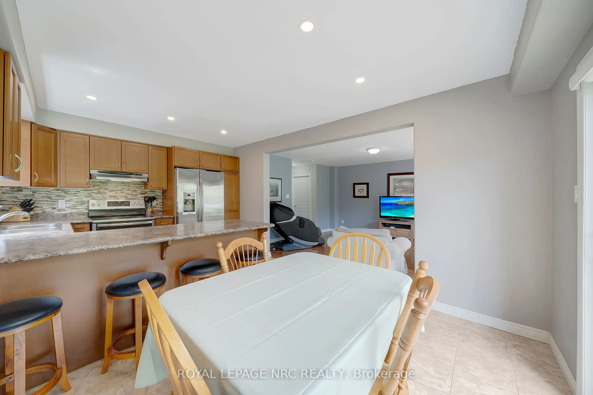 33 Plum Tree Lane
