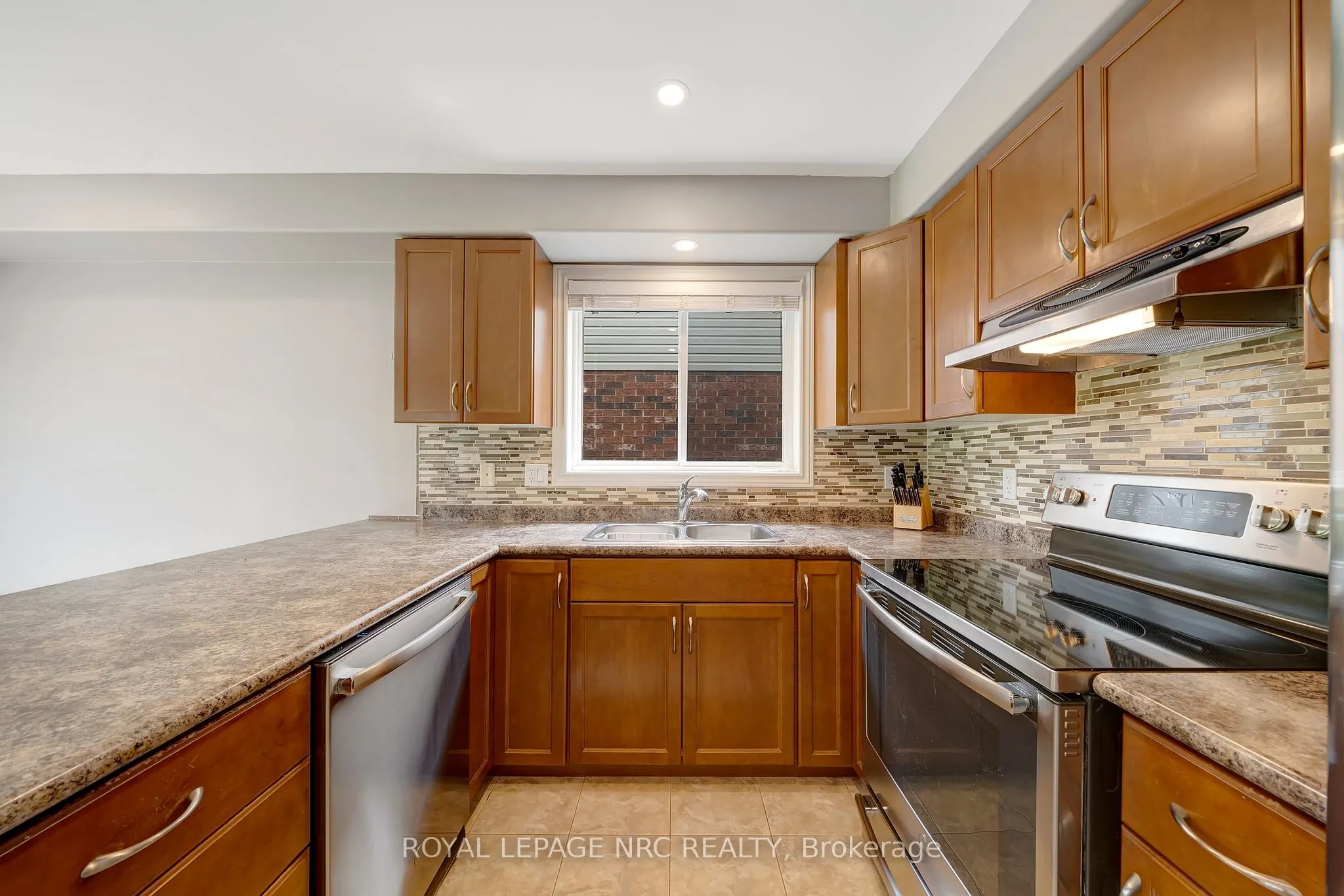 33 Plum Tree Lane