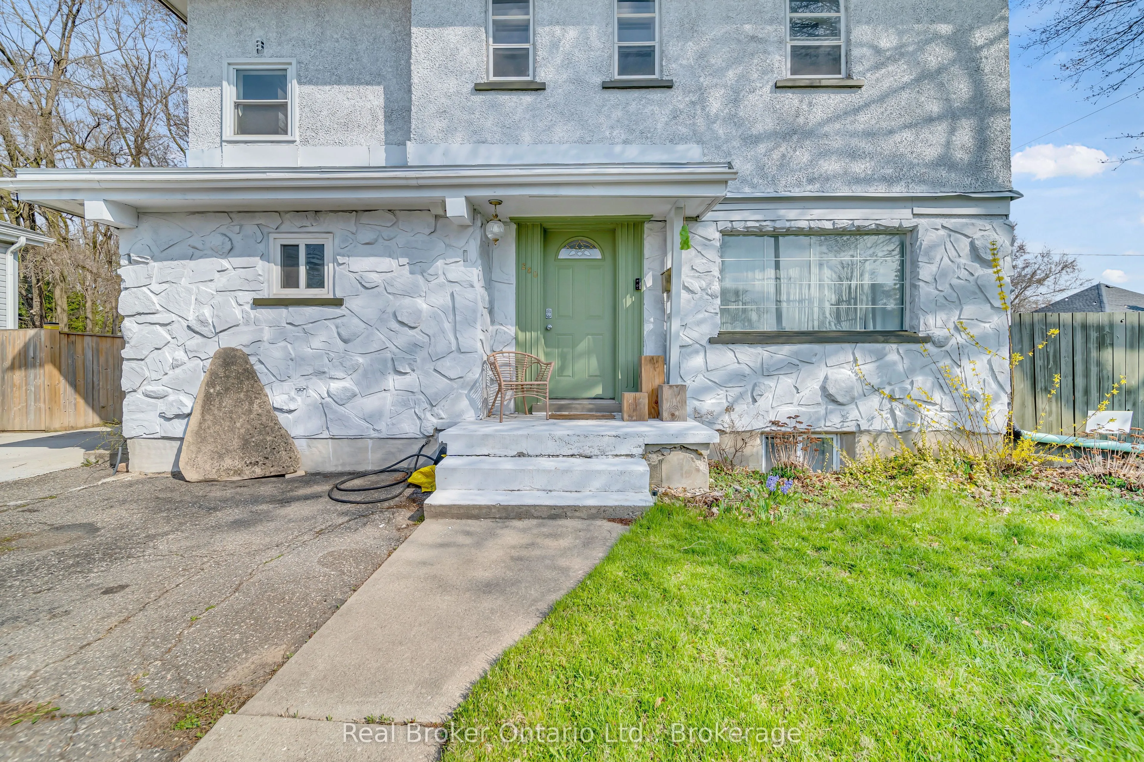 280 Main Street