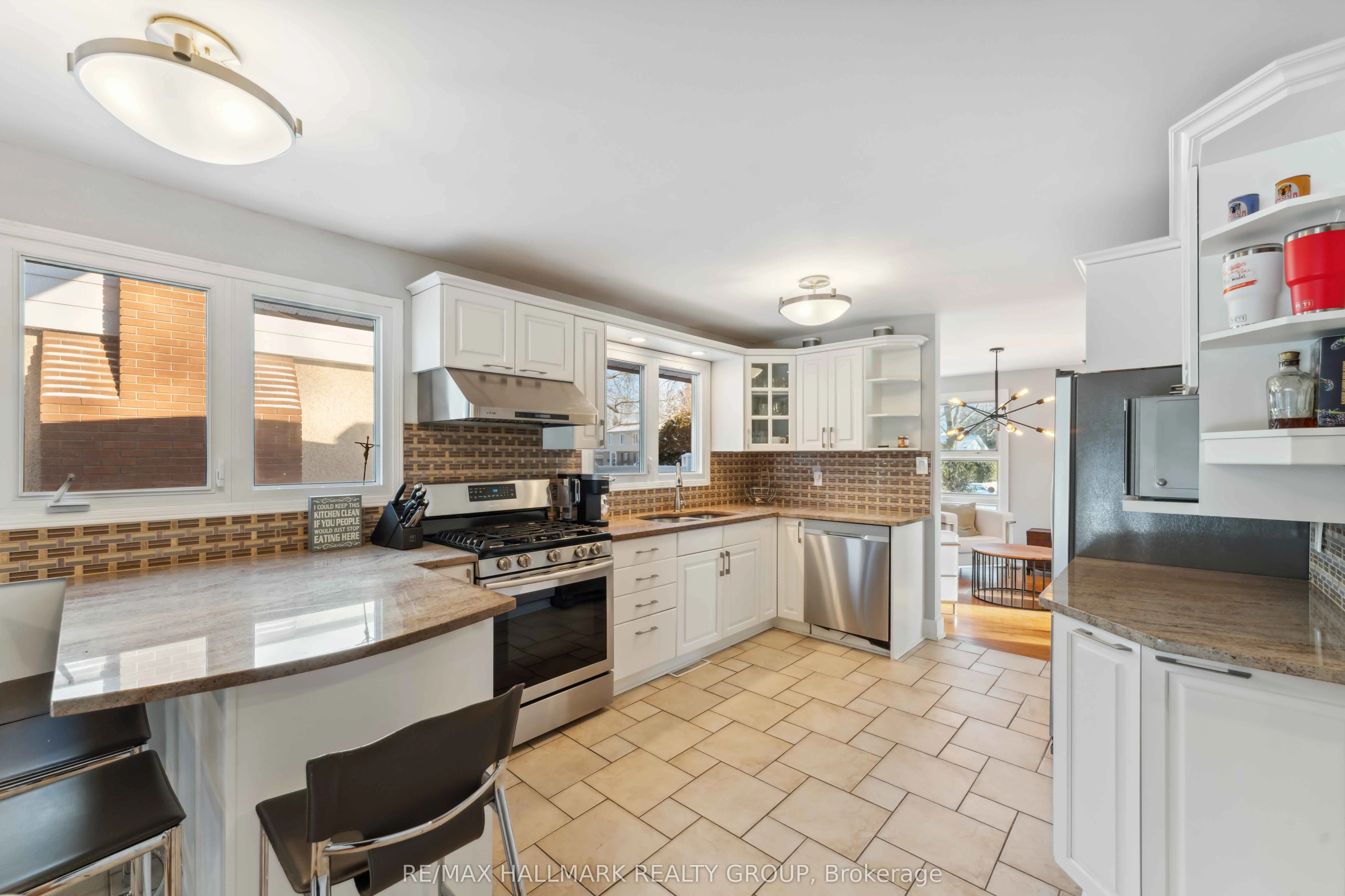 2425 Ogilvie Road