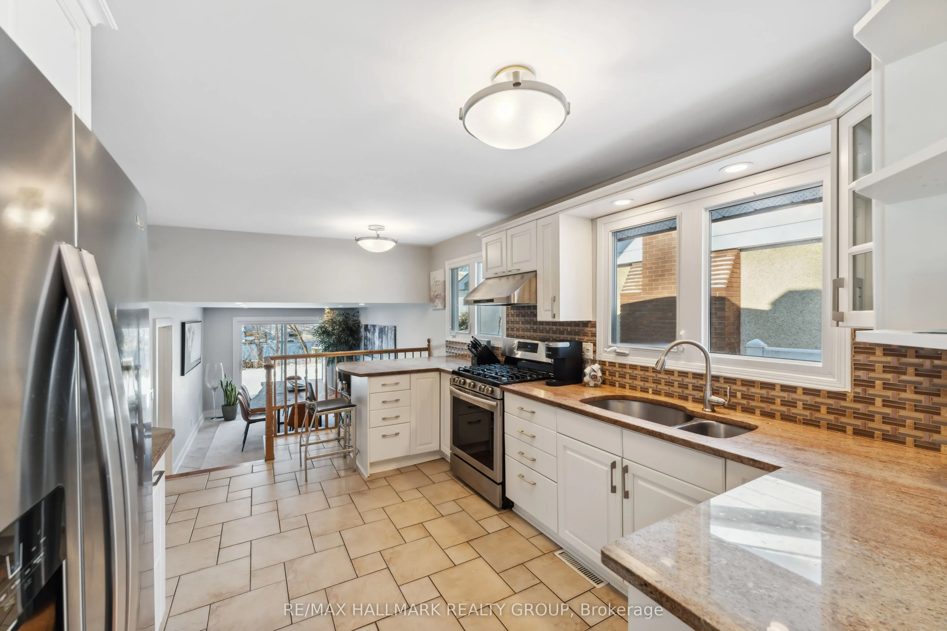 2425 Ogilvie Road